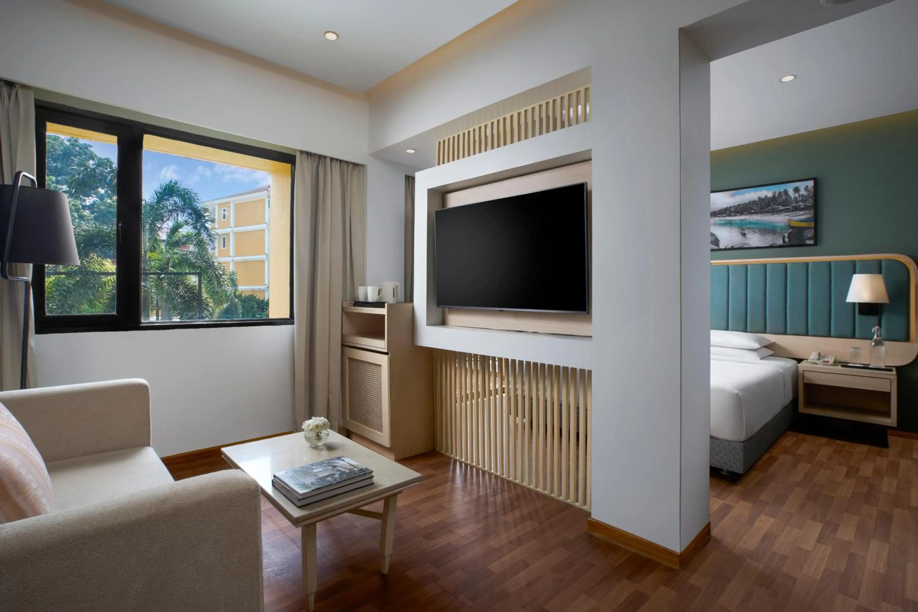 Living room, Bed in Park Inn by Radisson Goa Candolim