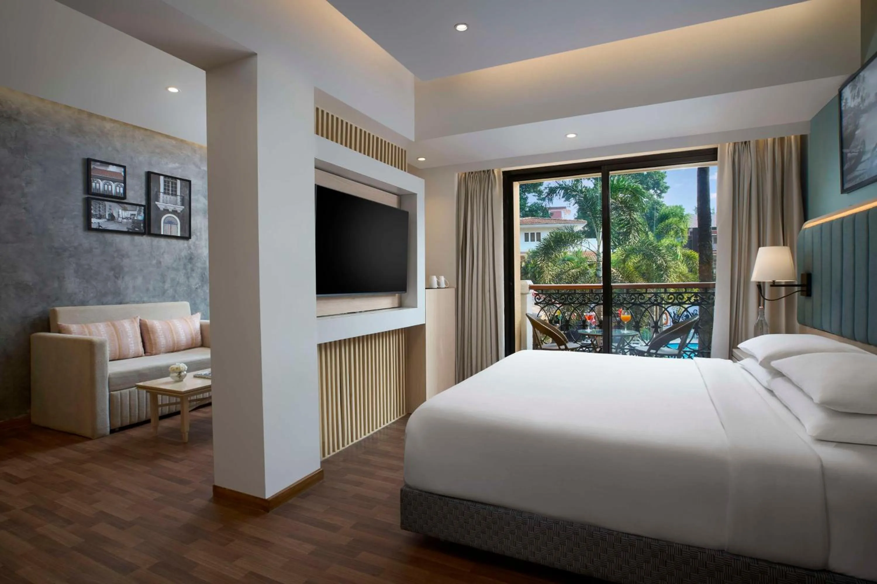 Photo of the whole room, Bed in Park Inn by Radisson Goa Candolim