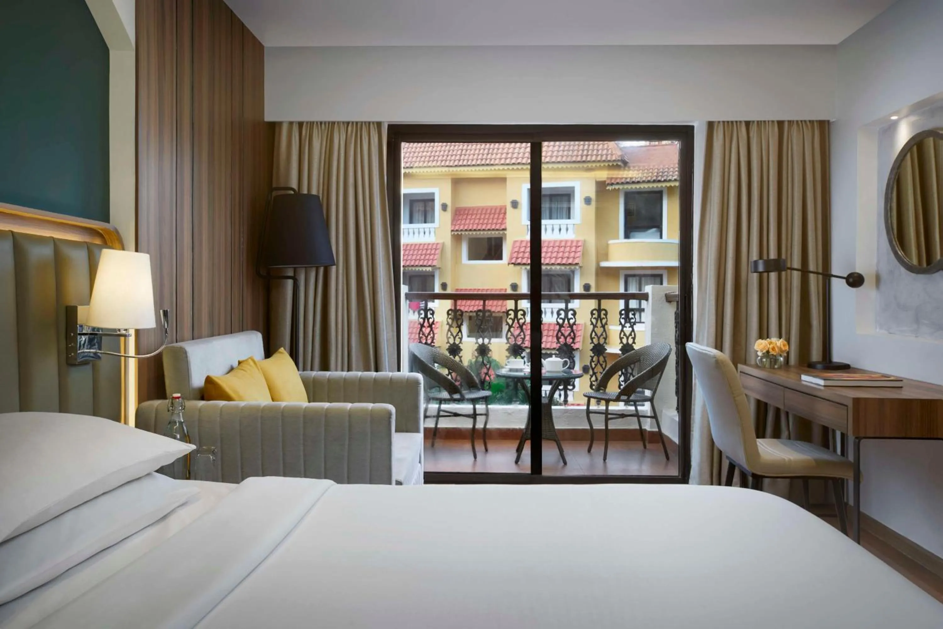 Bedroom, Bed in Park Inn by Radisson Goa Candolim