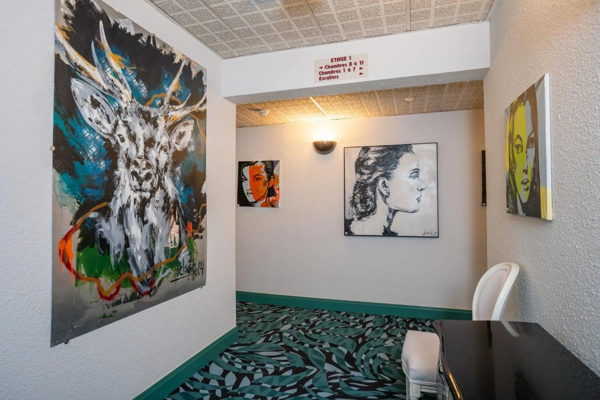 Property building in Hôtel La Réserve