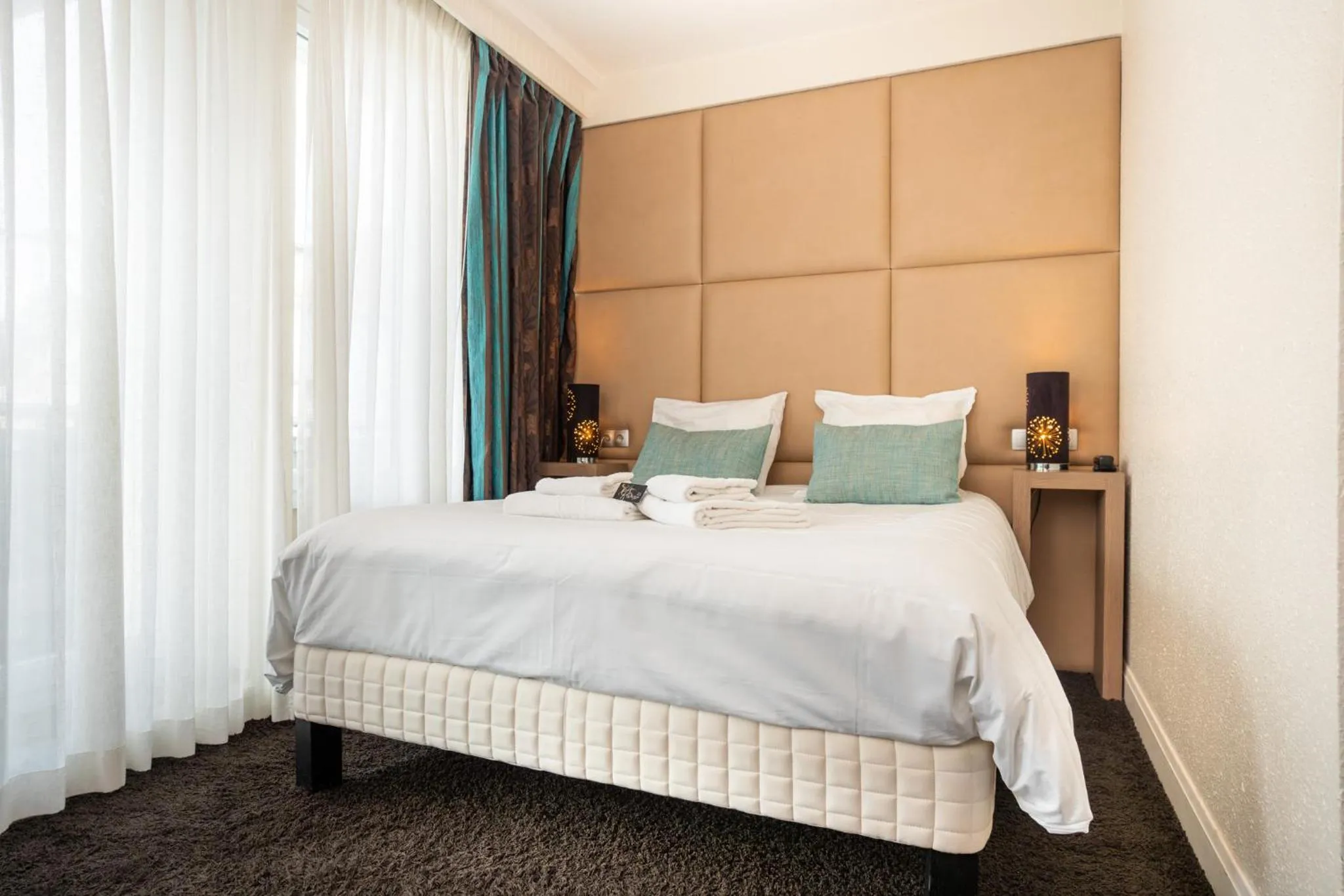 Bed in Hôtel La Réserve