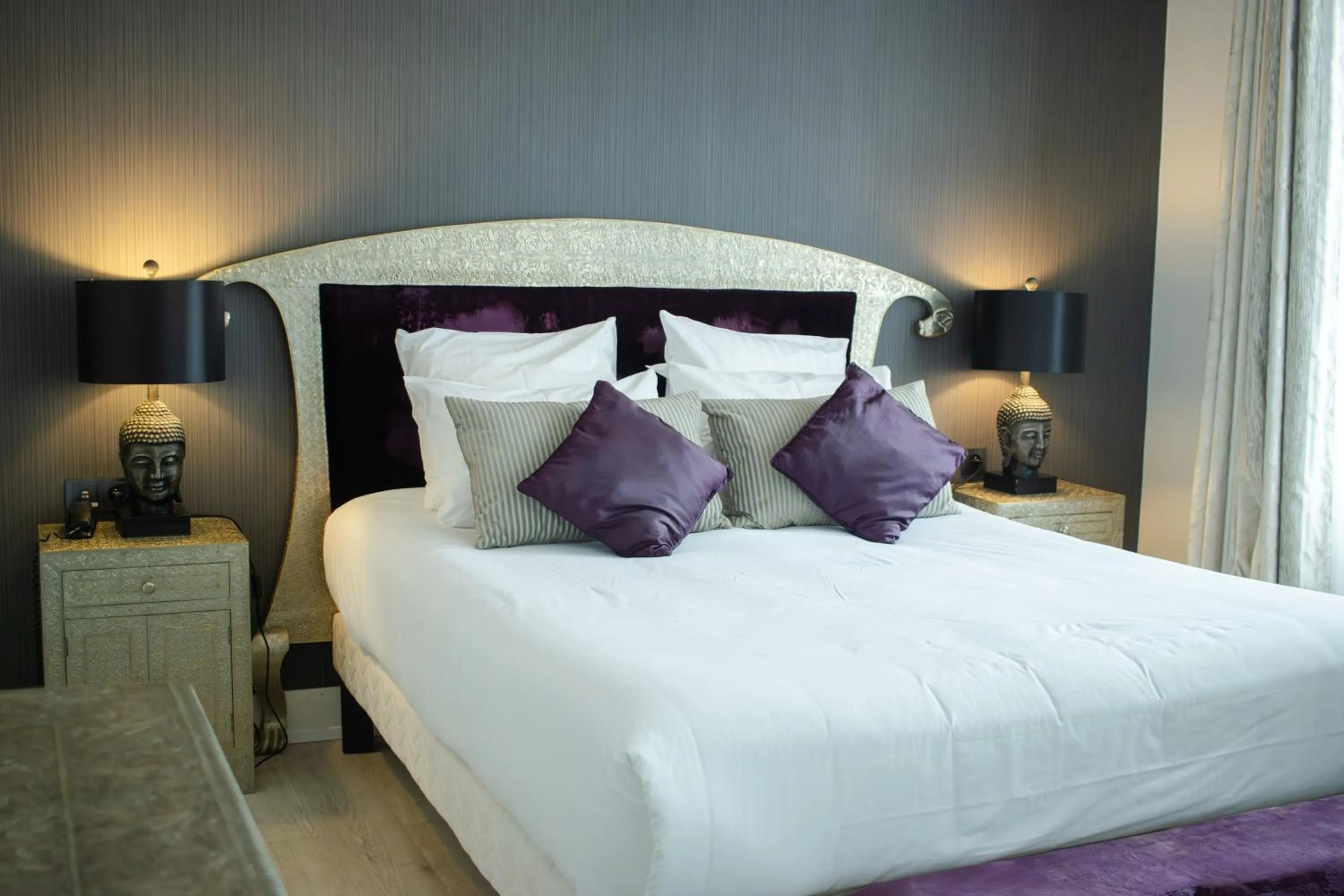 Bed in Hôtel La Réserve