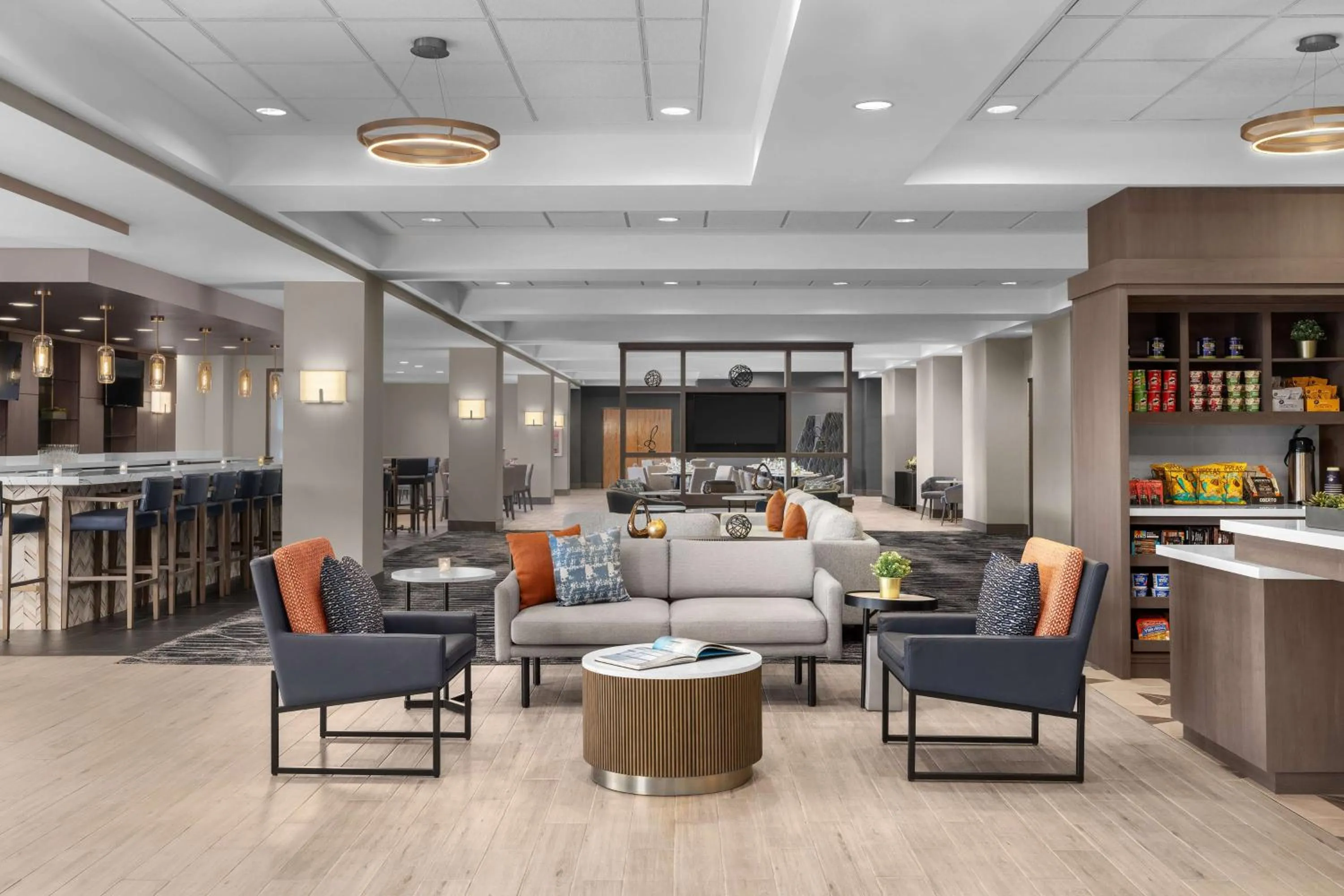 Lobby or reception in DoubleTree by Hilton Las Vegas Airport