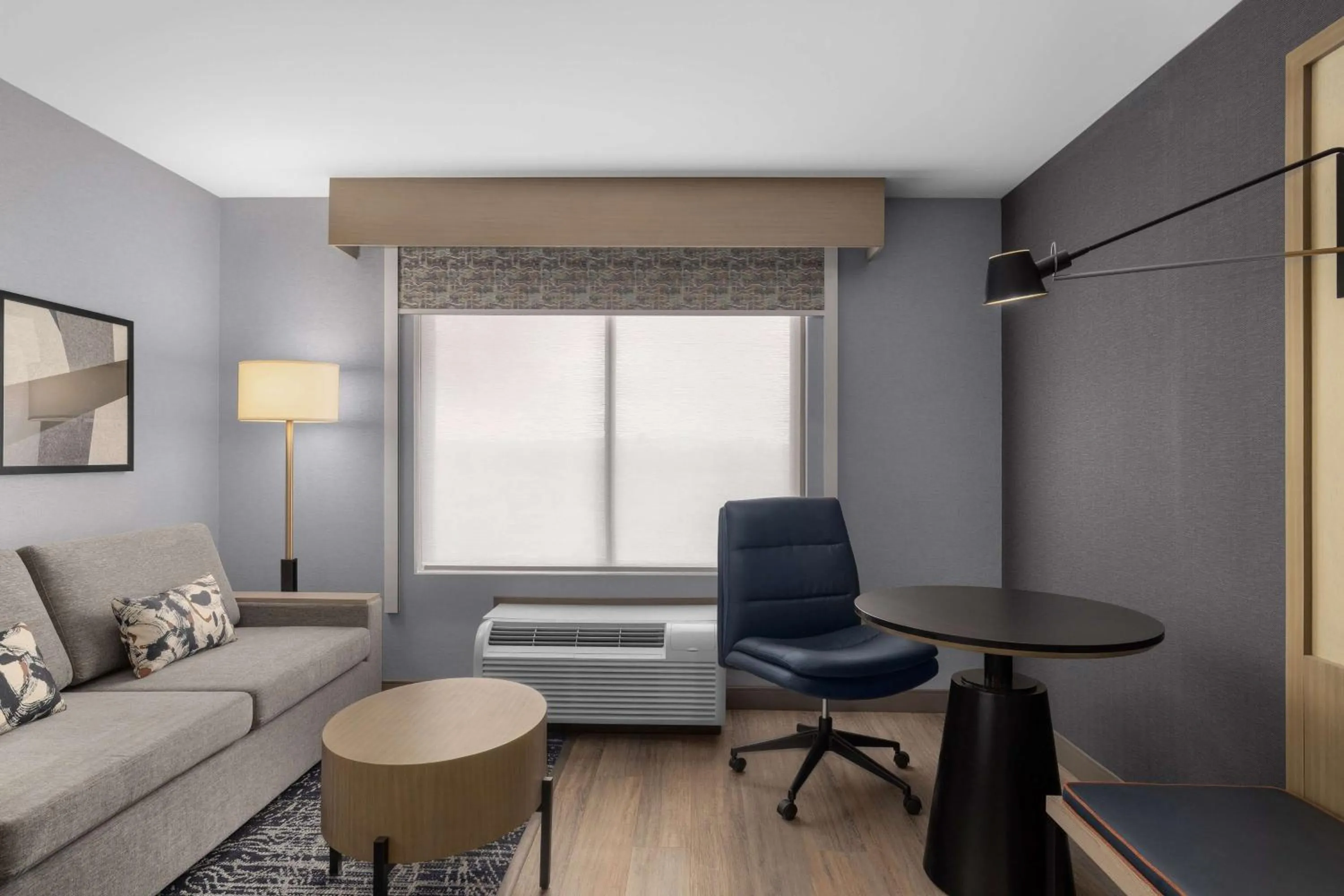 Bedroom in DoubleTree by Hilton Las Vegas Airport