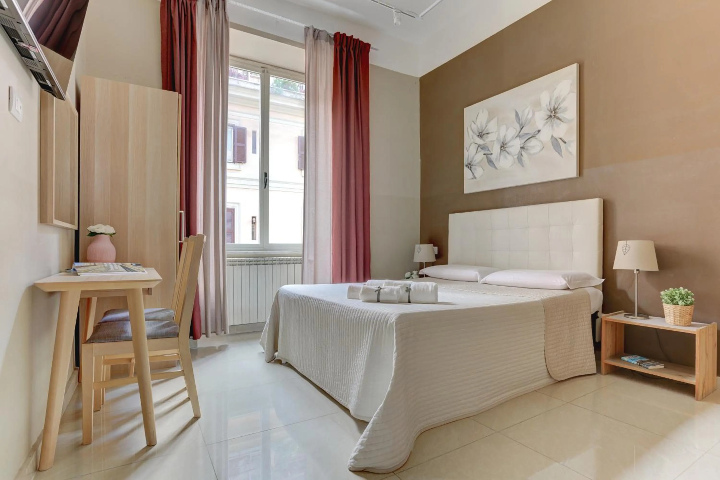 Bed in Claudia House Roma Termini