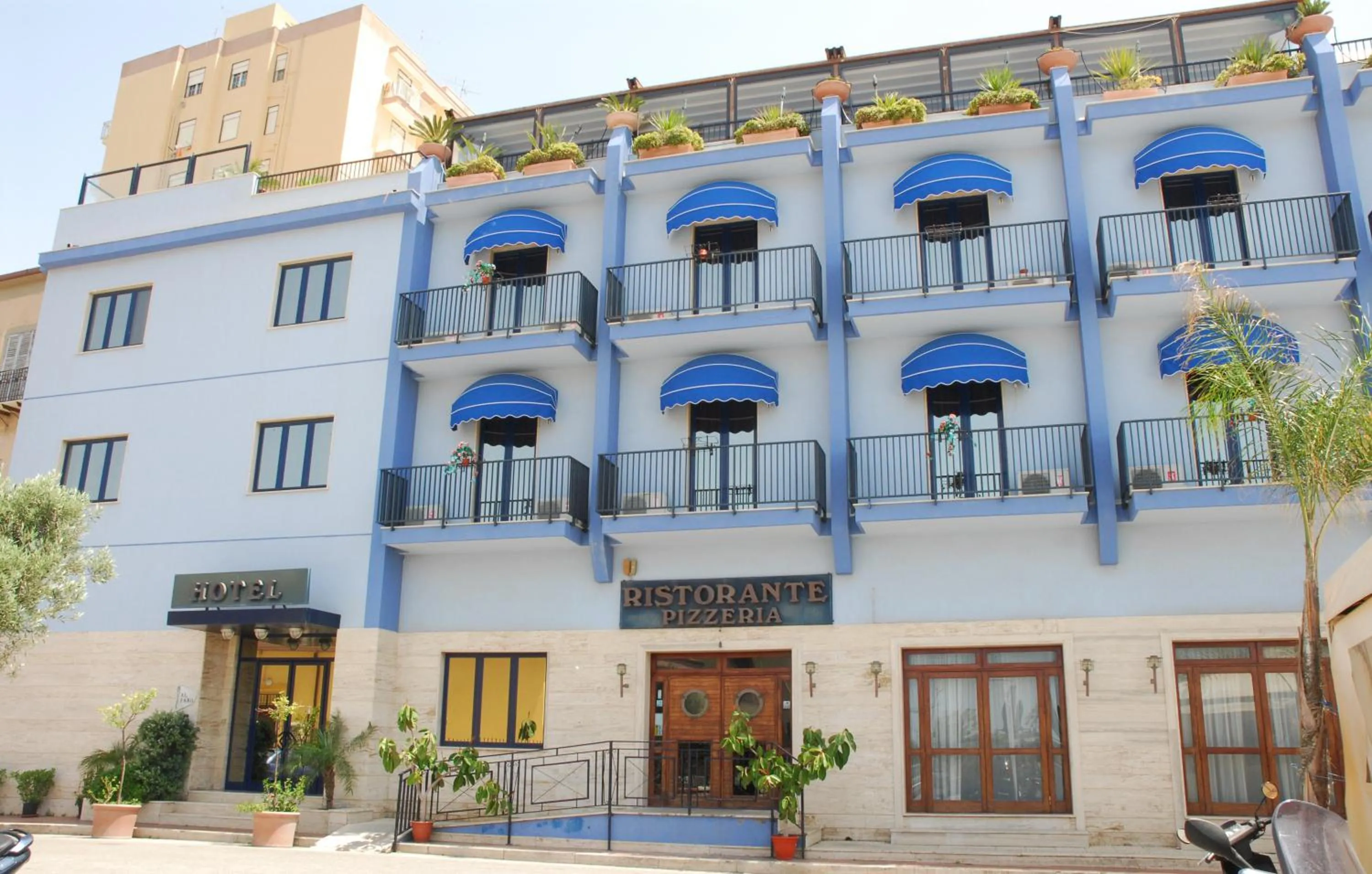 Property building in Hotel Al Faro