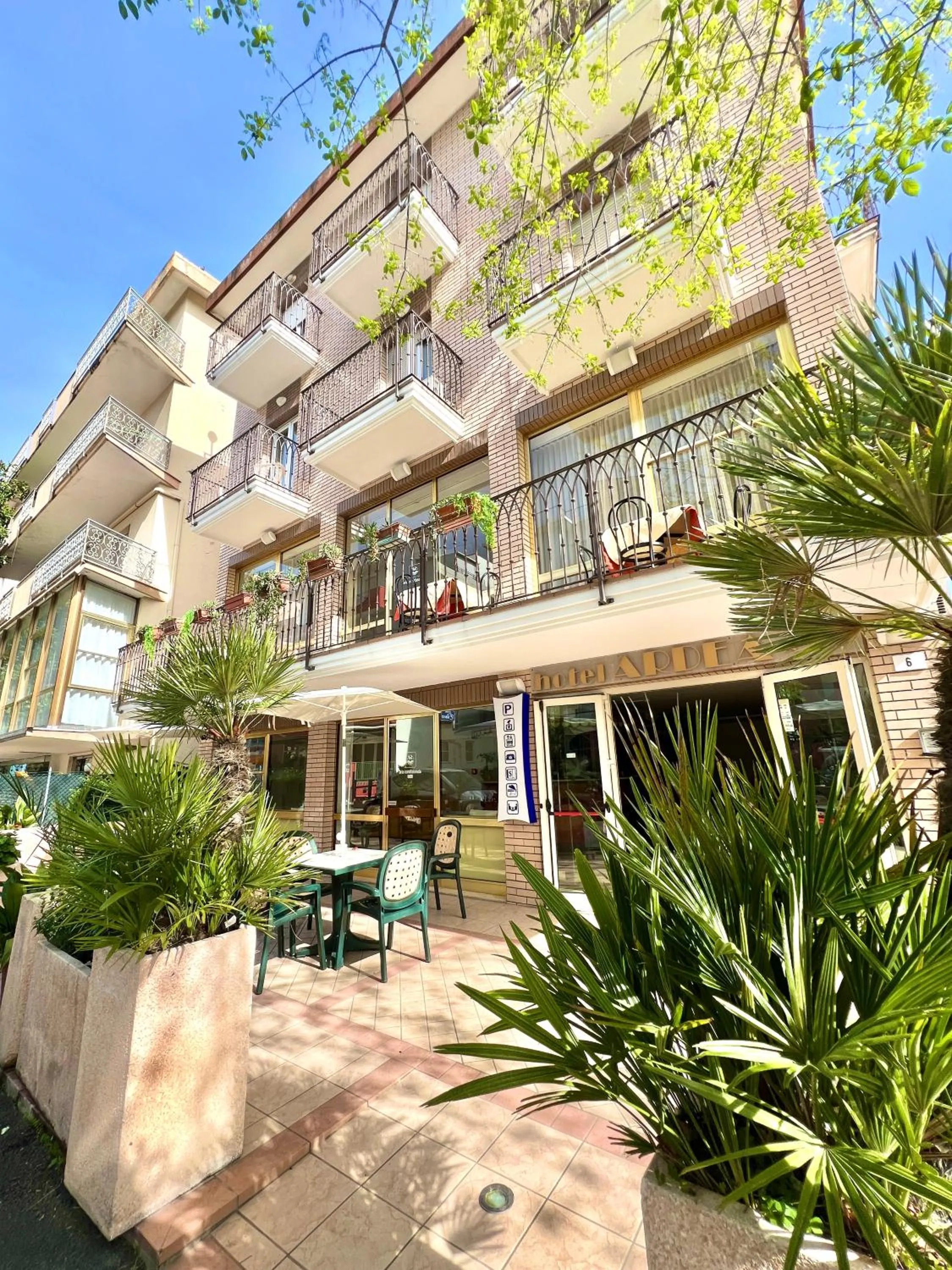 Property building in Hotel B&B Ardea Rimini