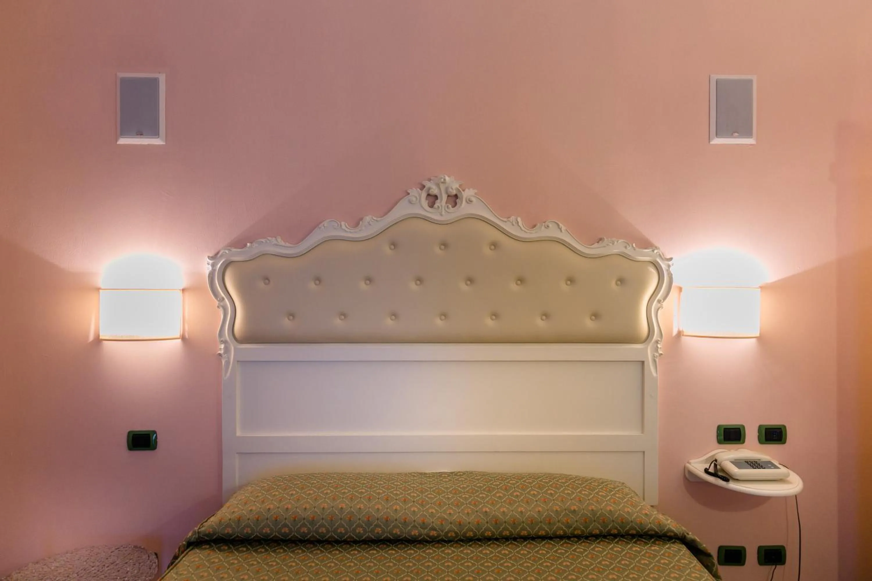 Bedroom, Bed in Hotel Pace