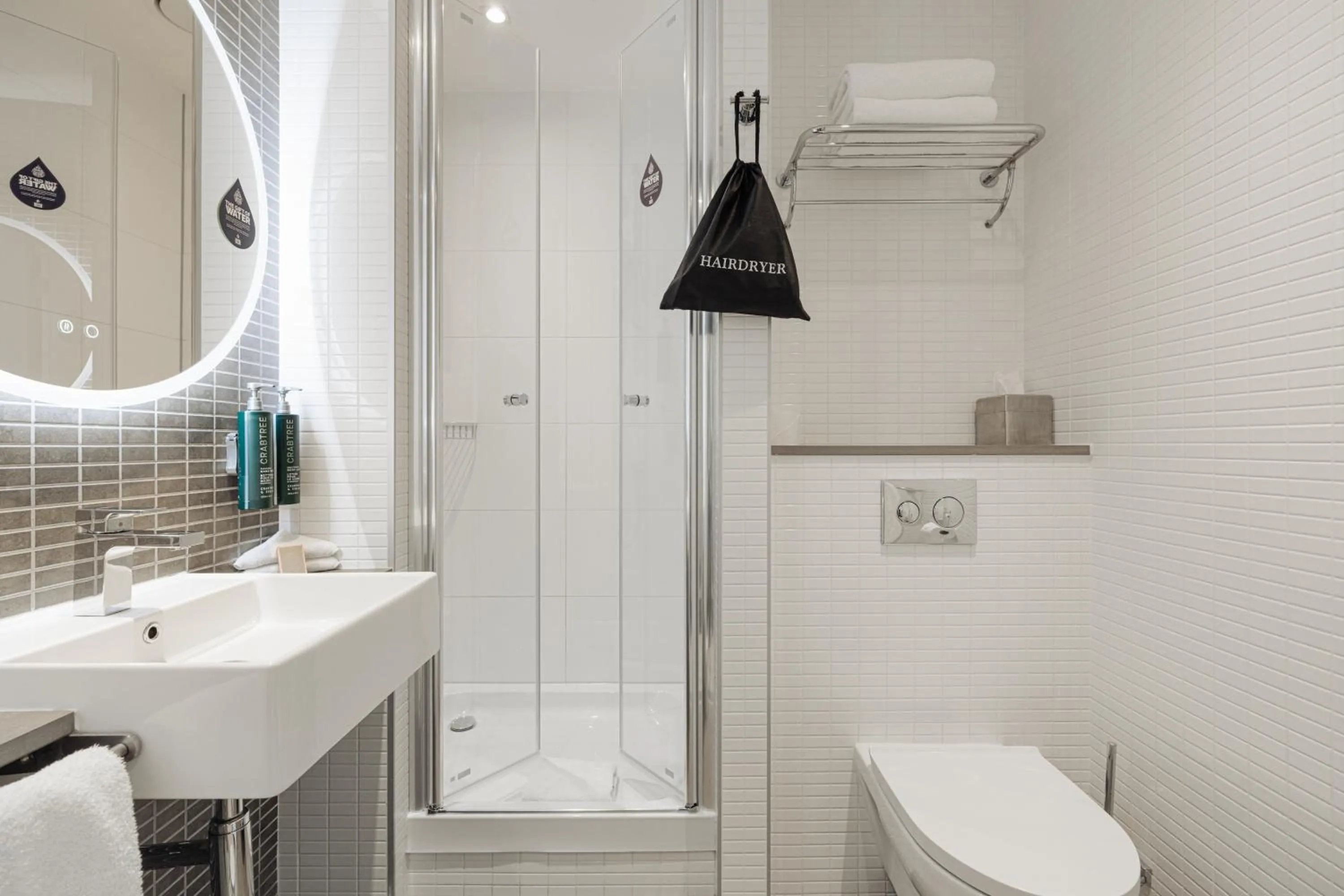 Bathroom in DoubleTree by Hilton Amsterdam Centraal Station