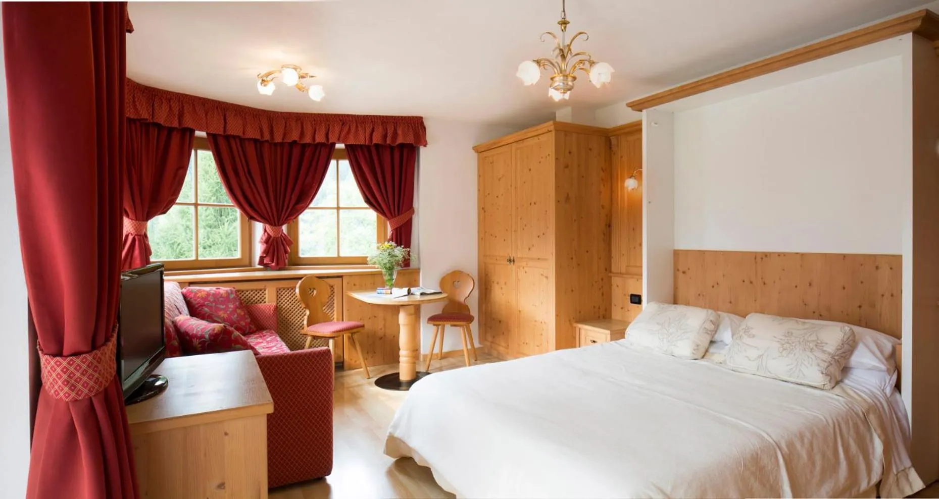 Photo of the whole room, Bed in Villa Ortensia