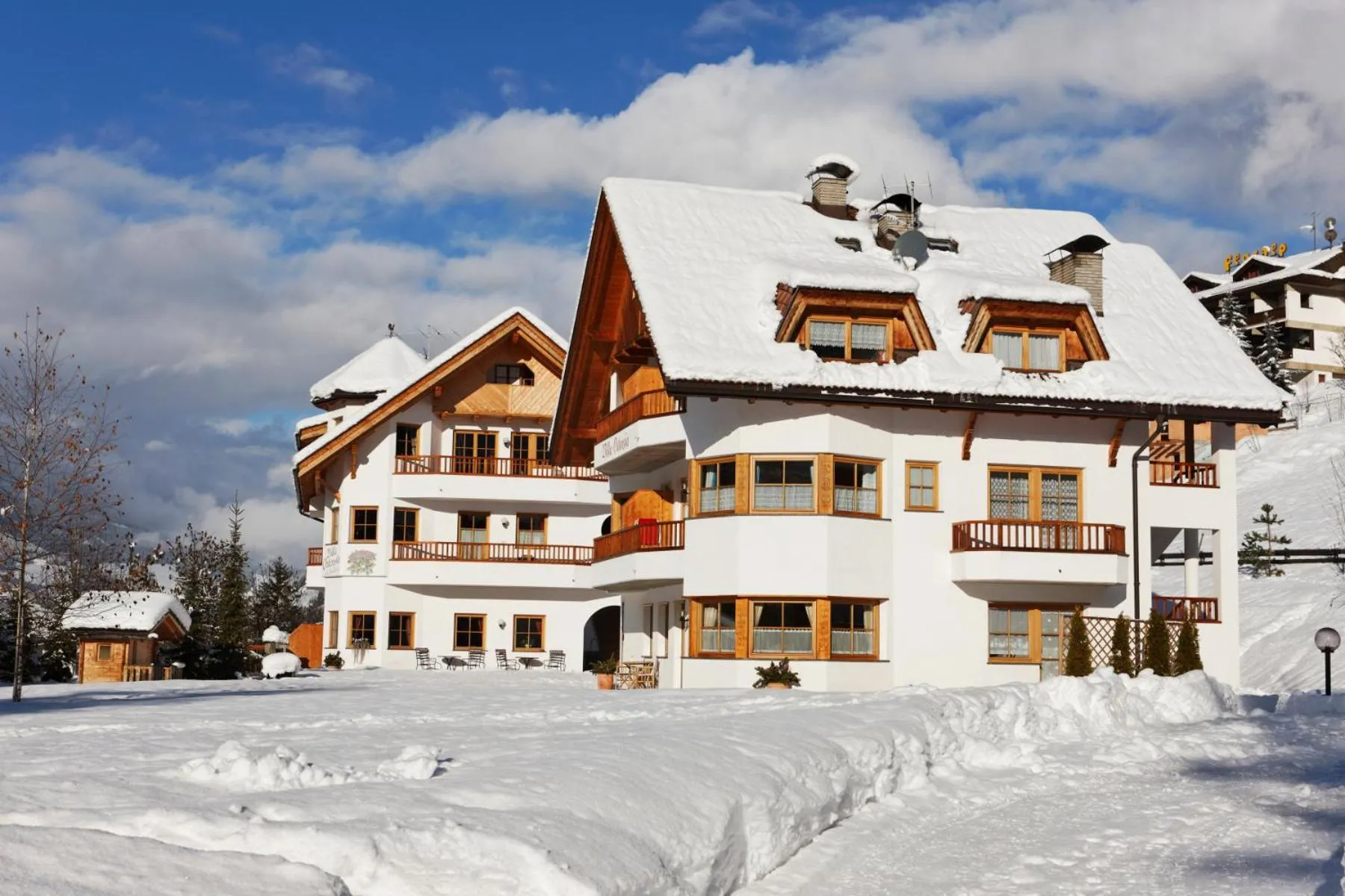 Property building in Villa Ortensia