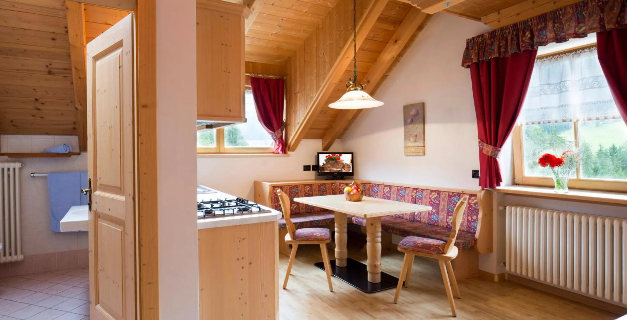 Kitchen or kitchenette in Villa Ortensia