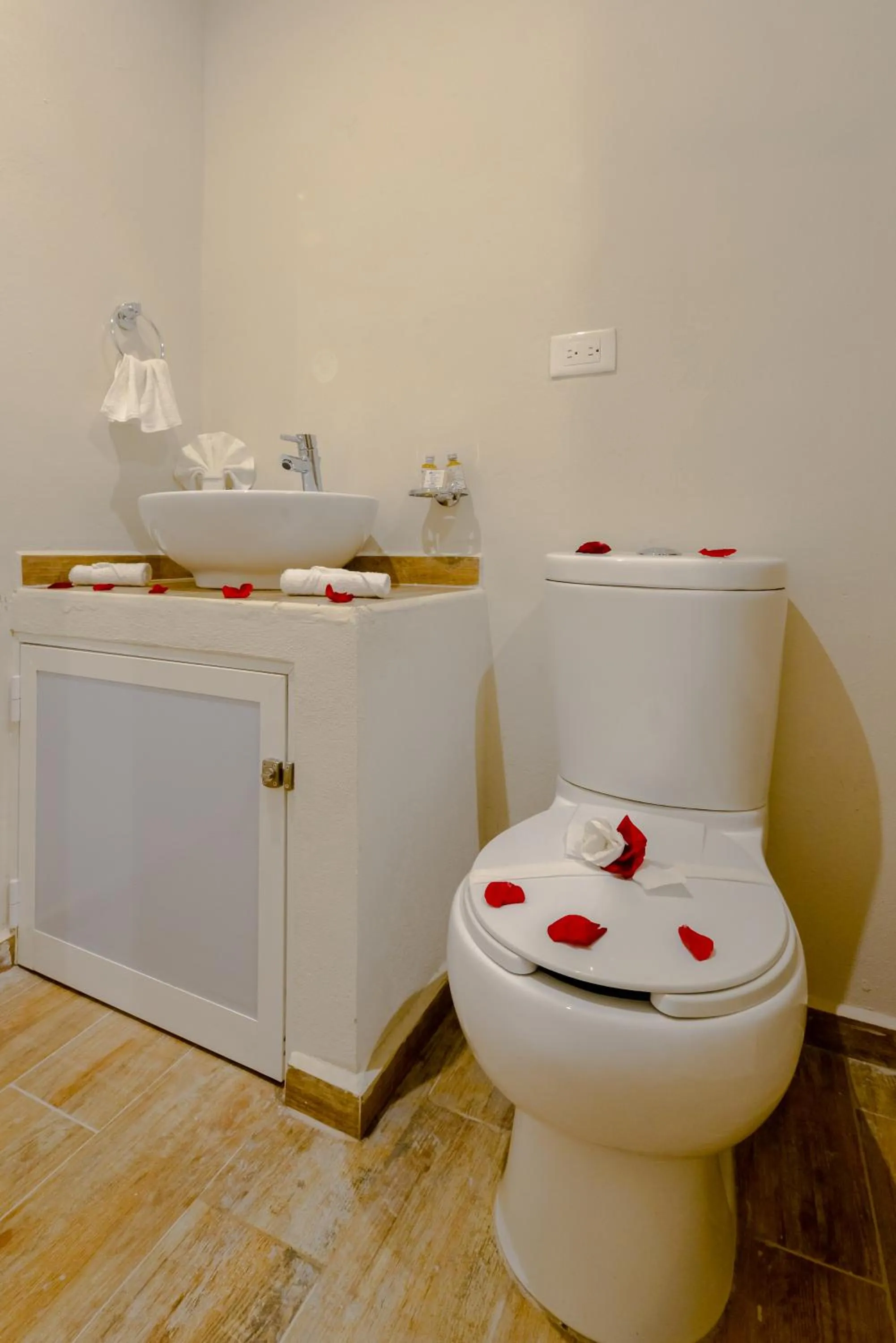 Bathroom in Condo Casa del Arbol