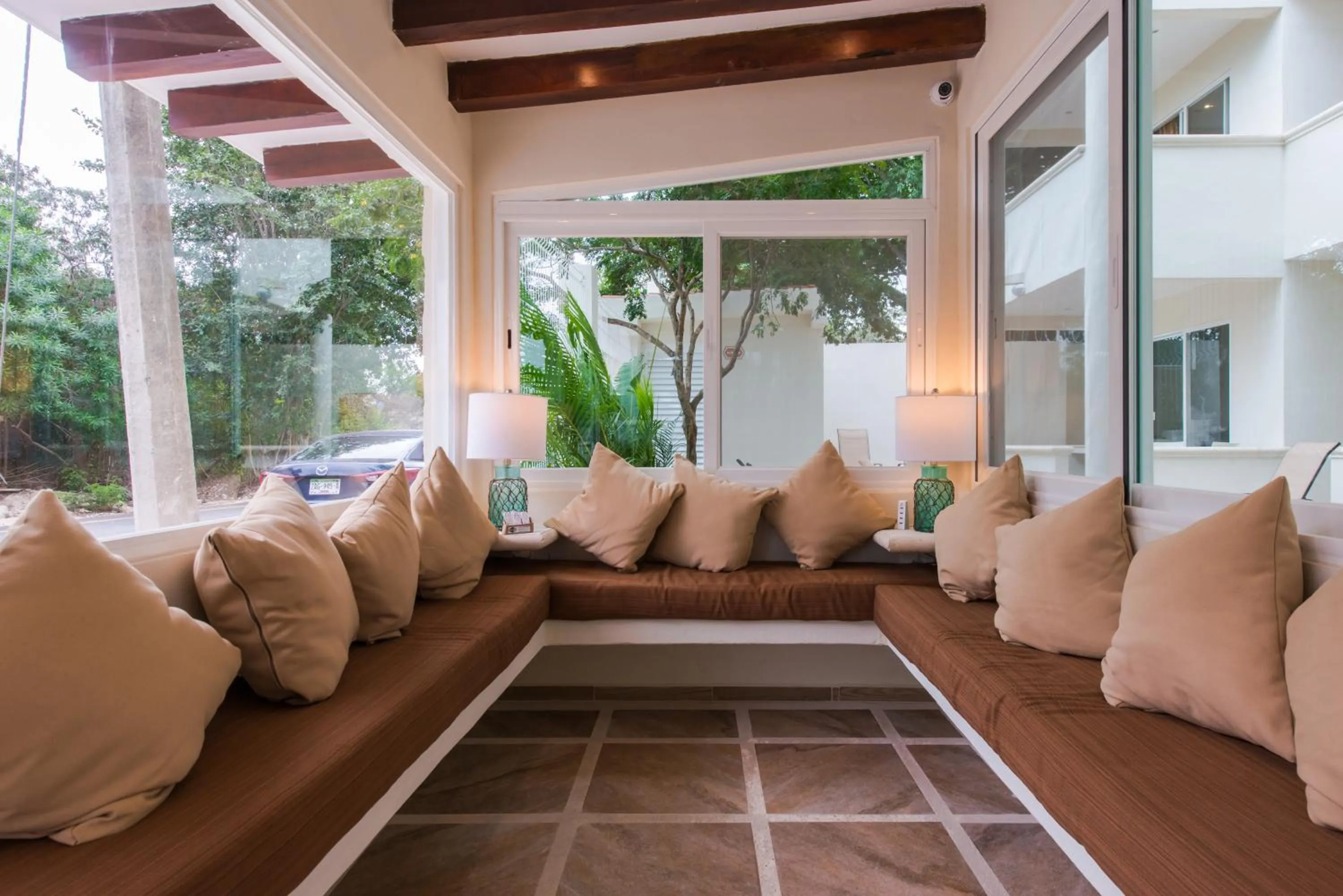 Living room in Condo Casa del Arbol