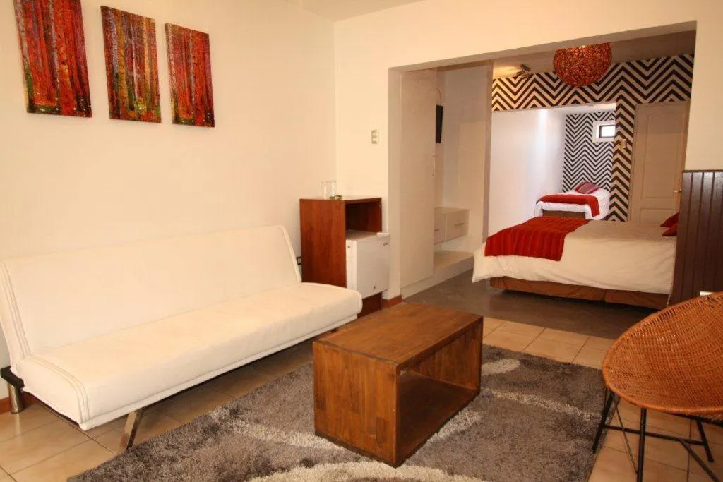 Photo of the whole room, Bed in Hotel Avenida en Arica