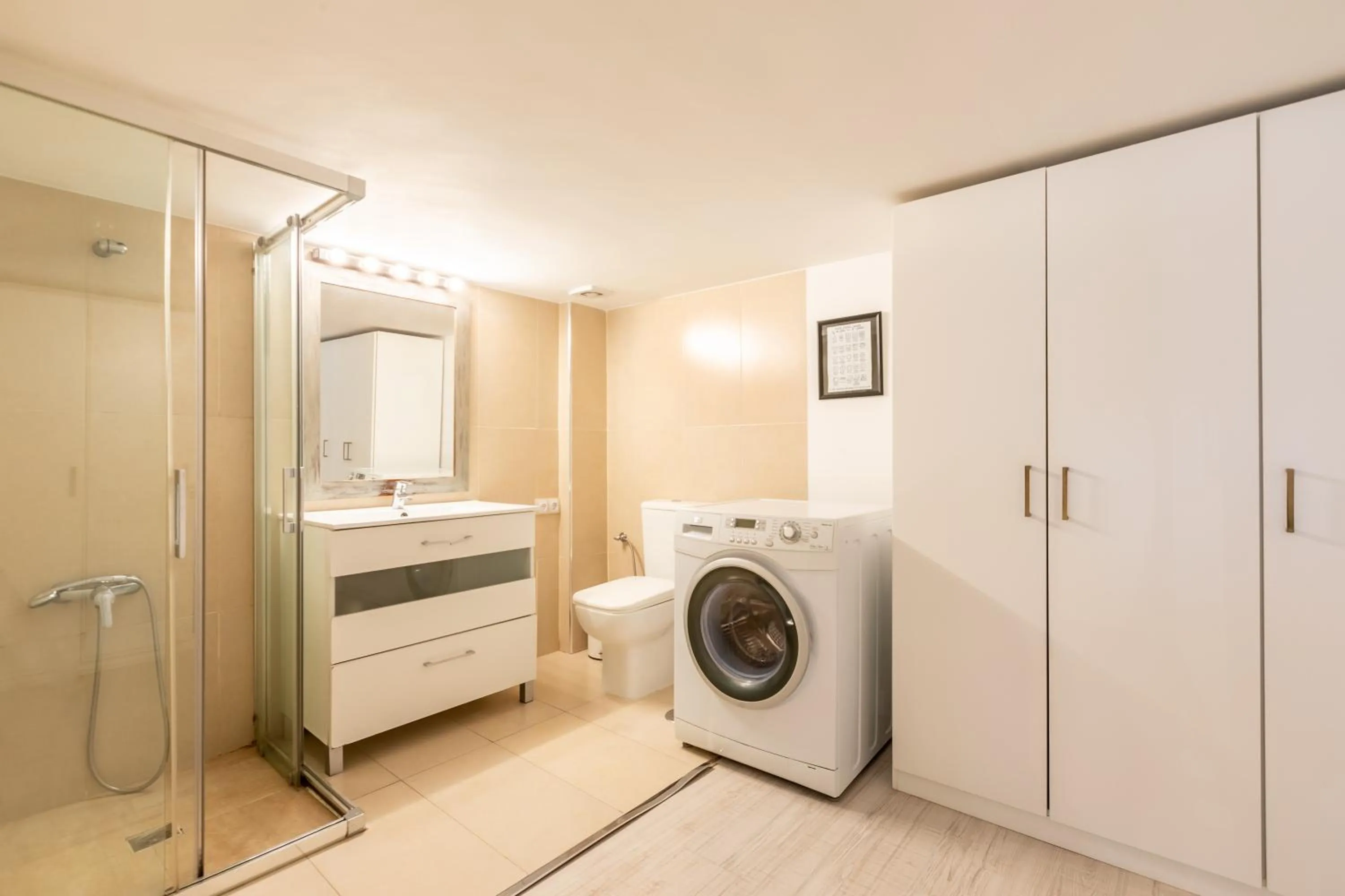 Bed in Dúplex center