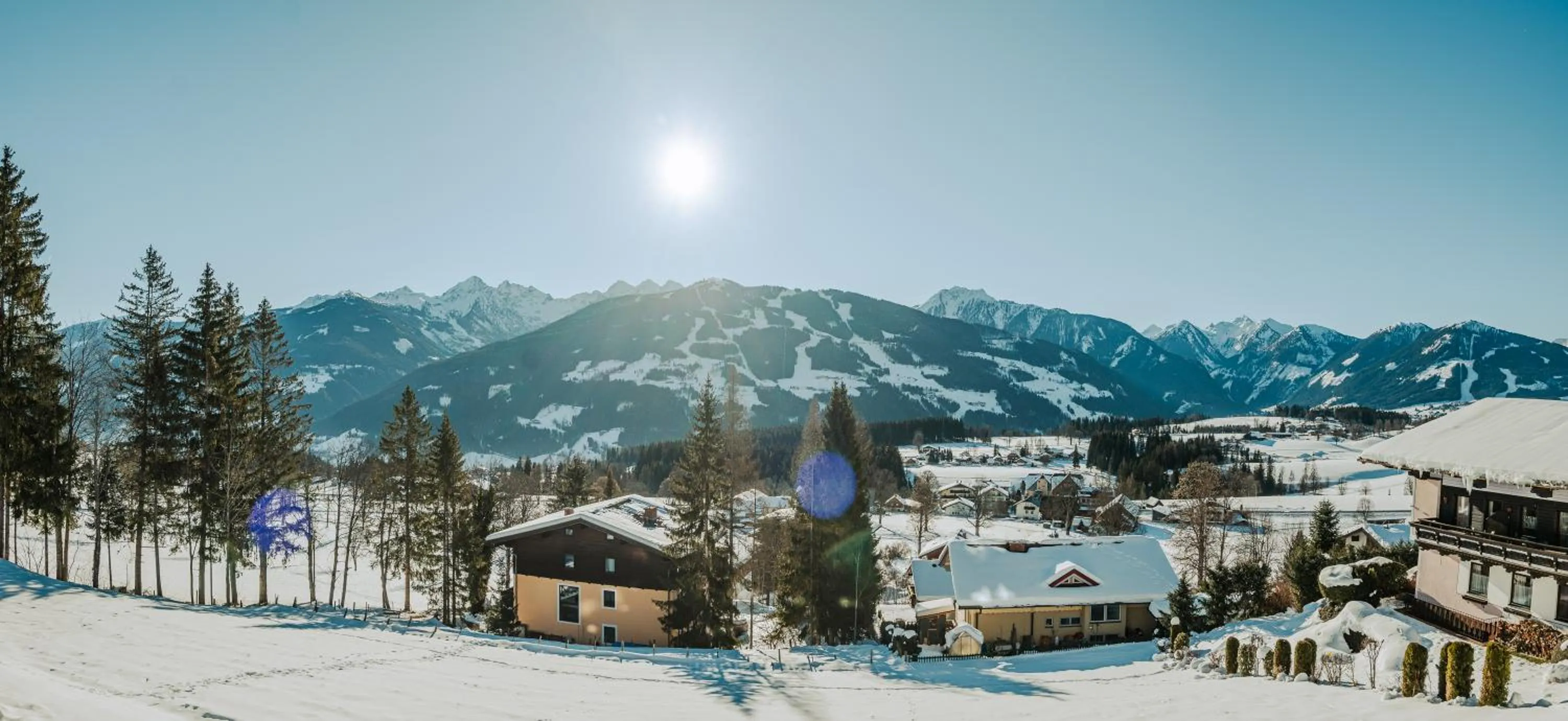 Winter in Mountain Hotel & Hostel