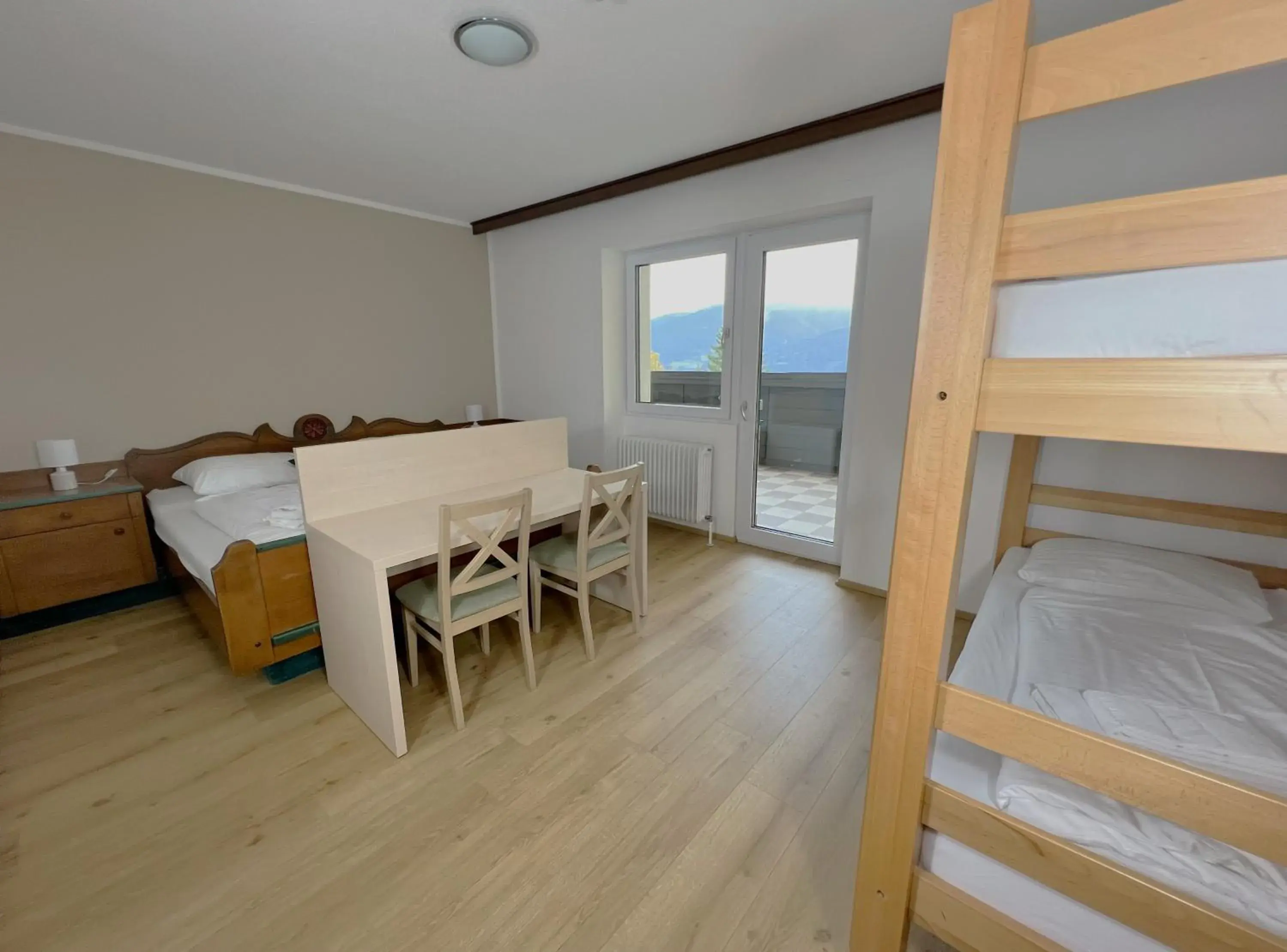 Comfort Quadruple Room in Mountain Hotel & Hostel Comfort Quadruple Room in Mountain Hotel & Hostel