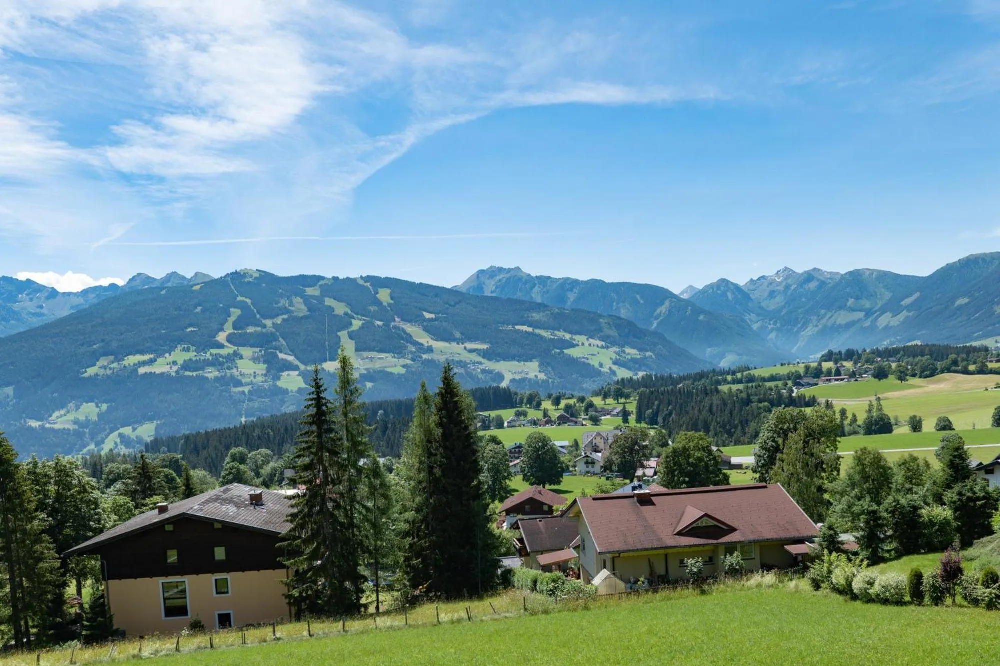 Neighbourhood in Mountain Hotel & Hostel