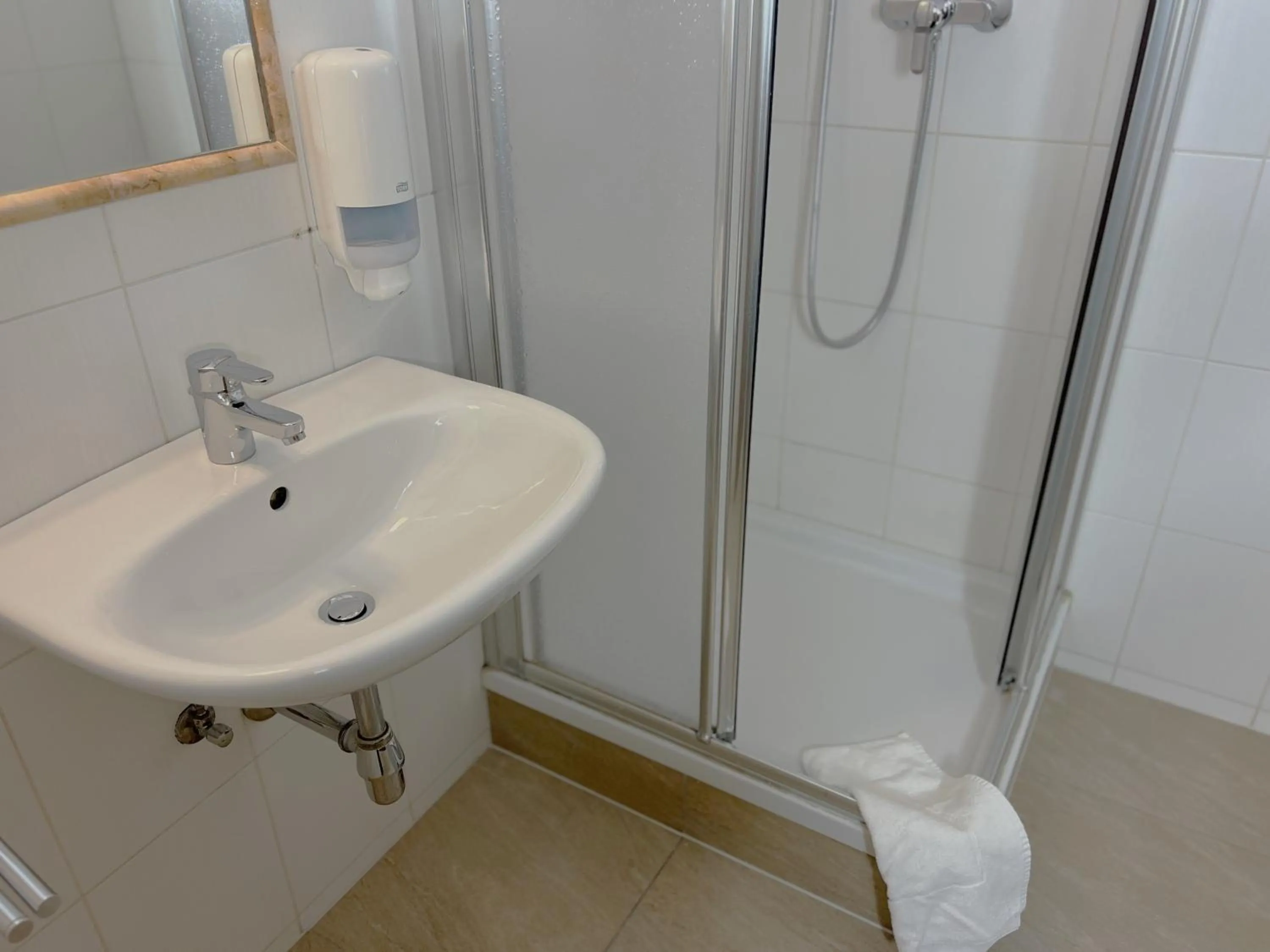 Bathroom in Mountain Hotel & Hostel