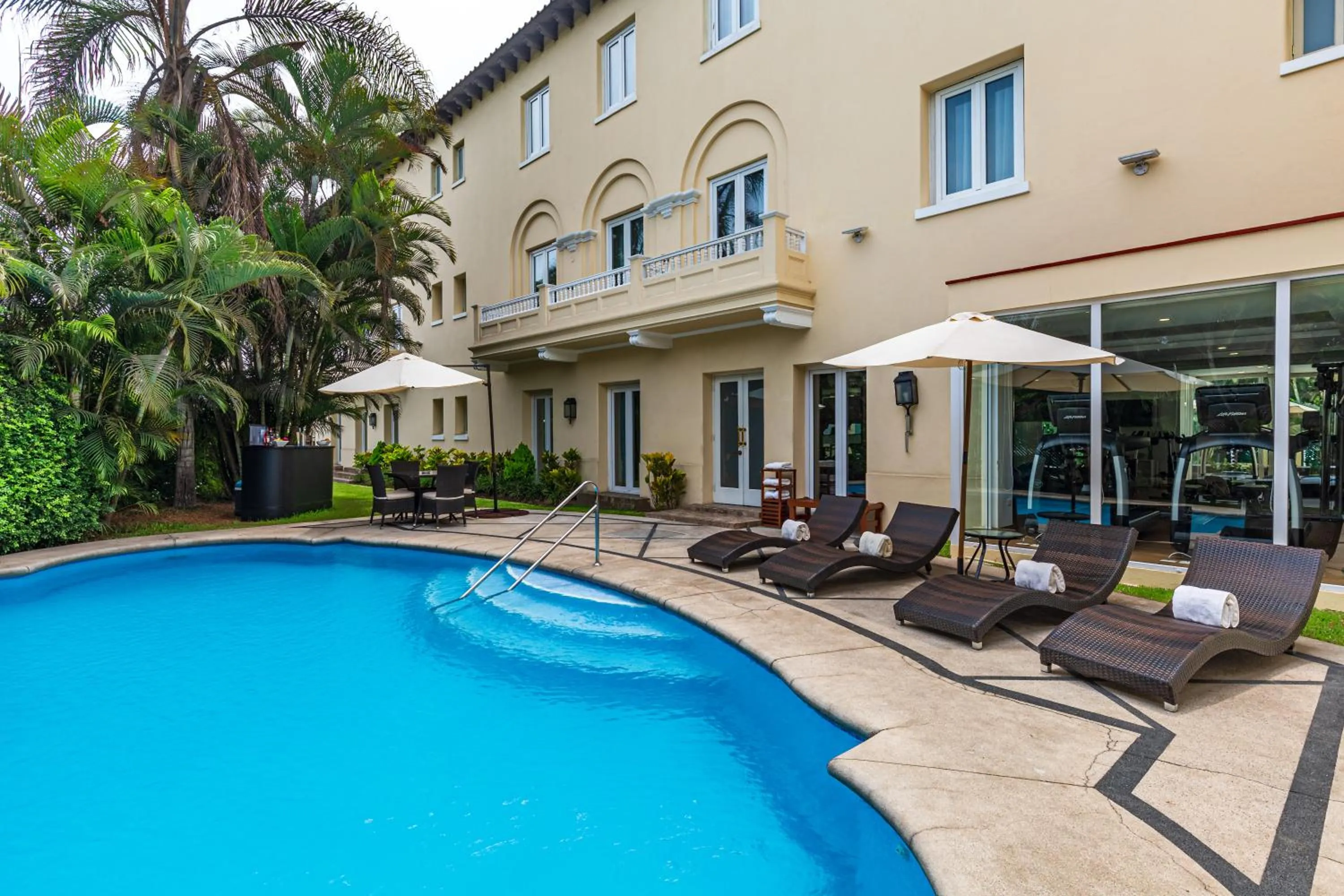 Swimming pool in Country Club Lima Hotel – The Leading Hotels of the World