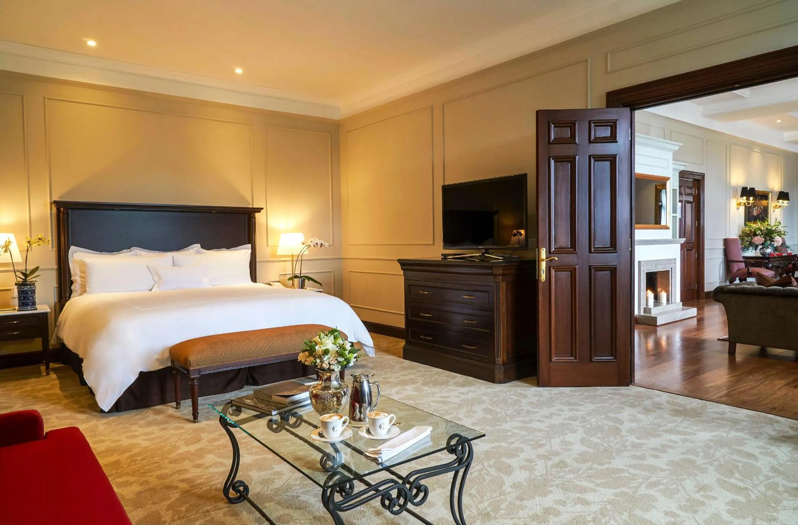 Bed in Country Club Lima Hotel – The Leading Hotels of the World