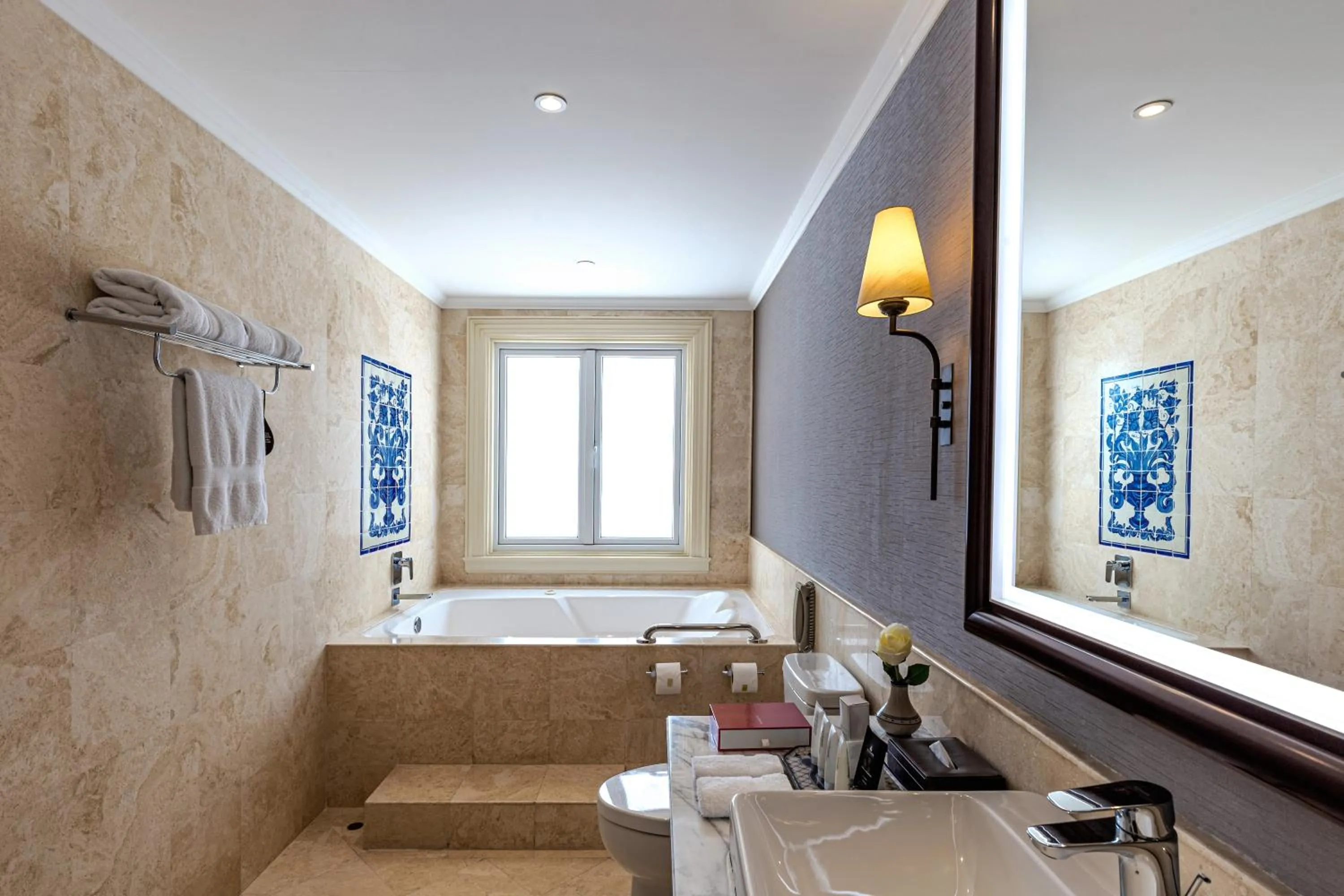 Bathroom in Country Club Lima Hotel – The Leading Hotels of the World