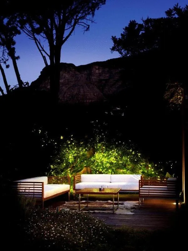 Night in Kensington Place