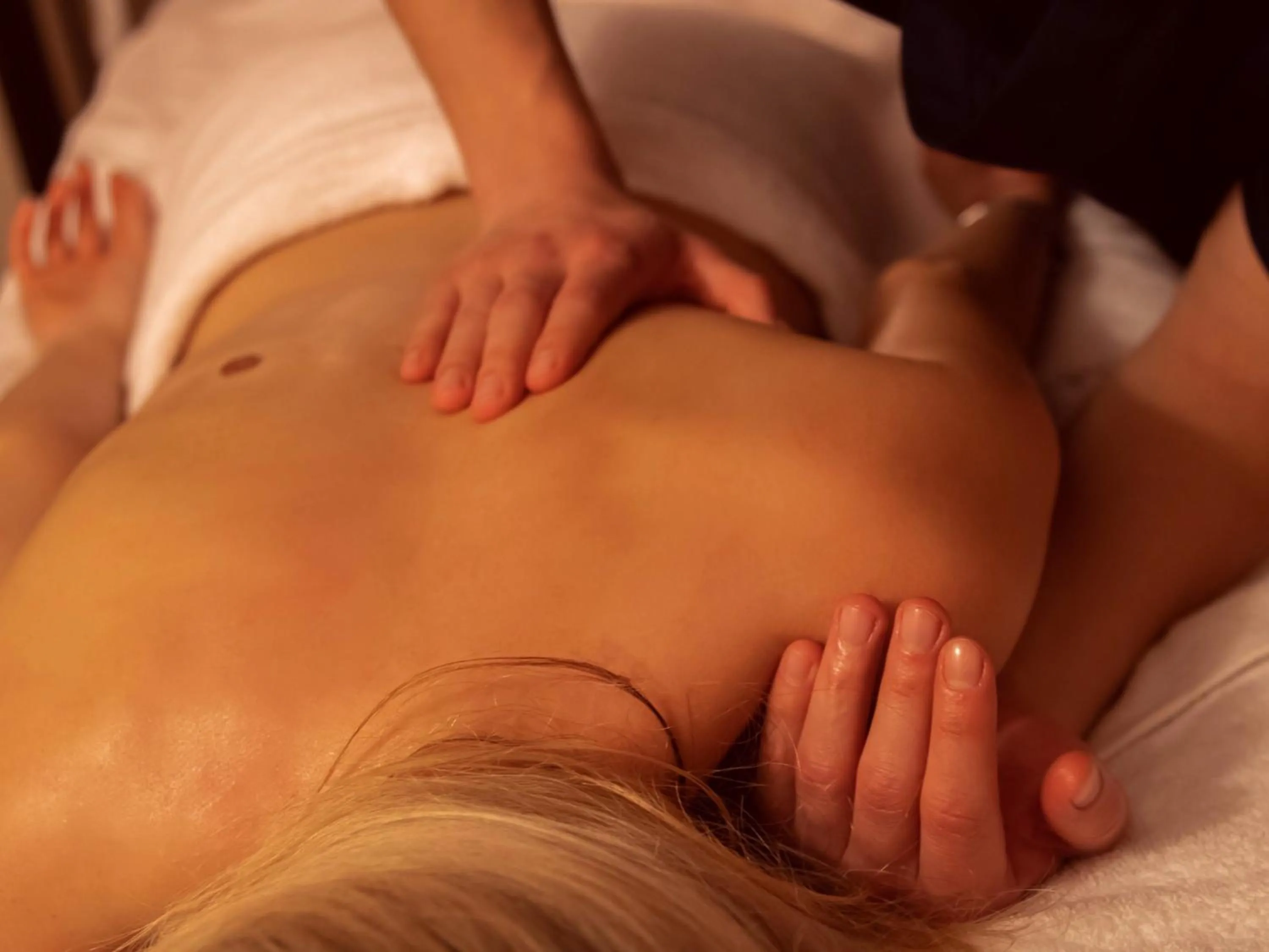 Massage in Hotel Junior