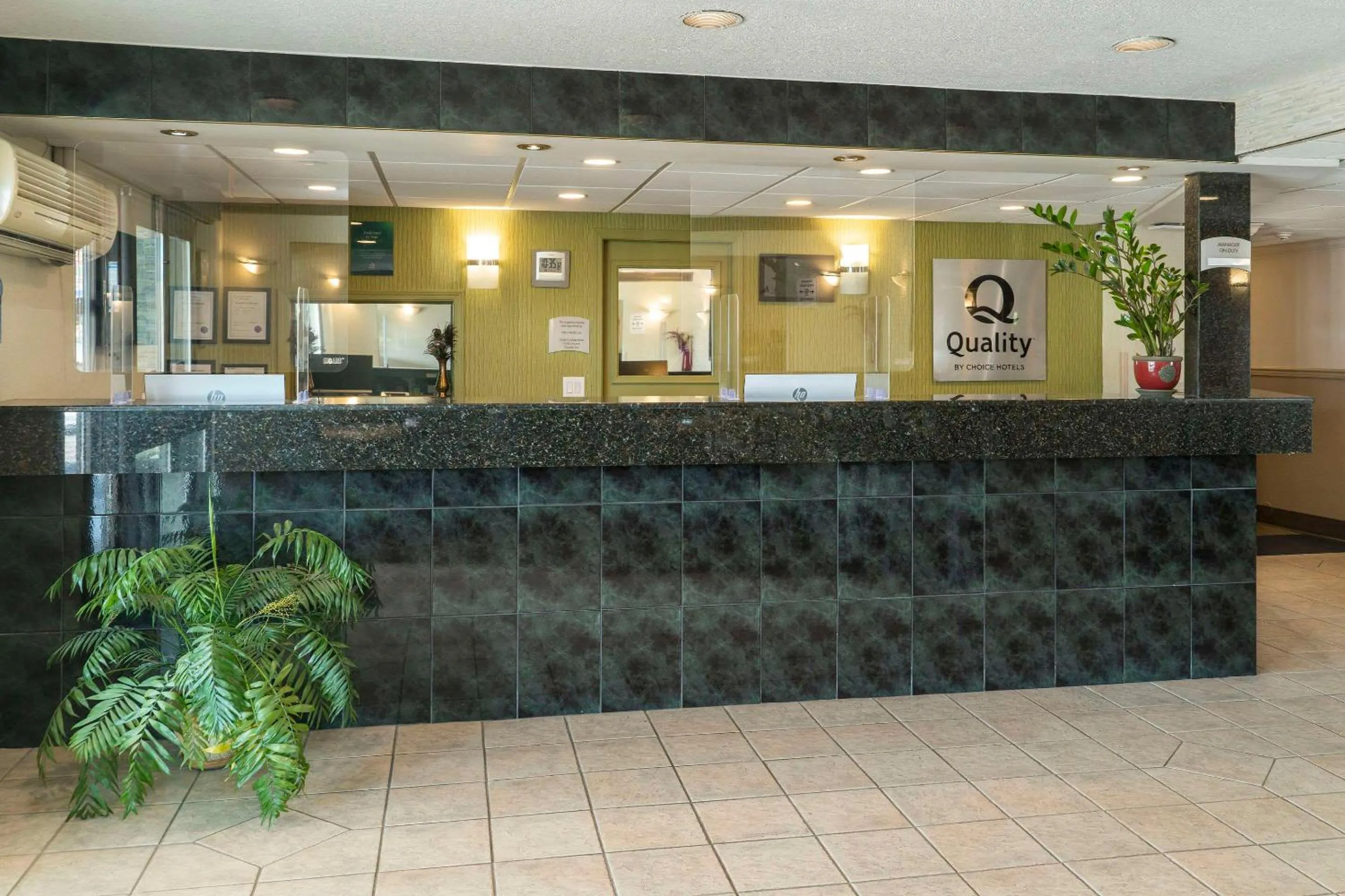 Lobby or reception in Quality Inn & Suites
