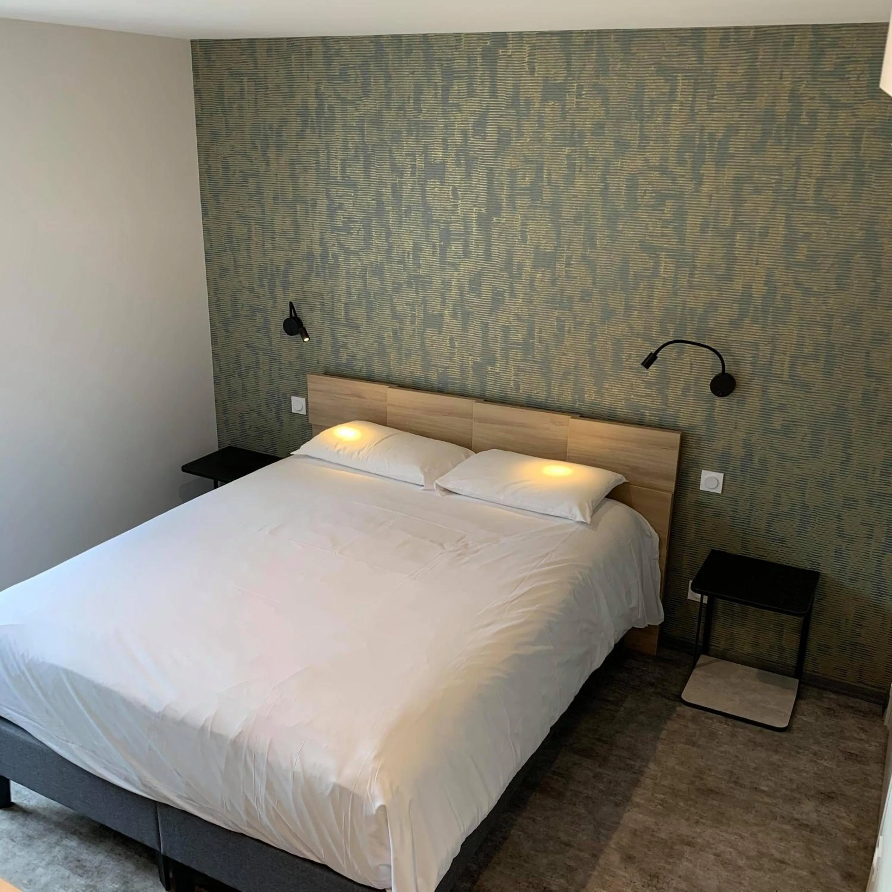 Photo of the whole room, Bed in Hotel - Restaurant Les 3 Piliers