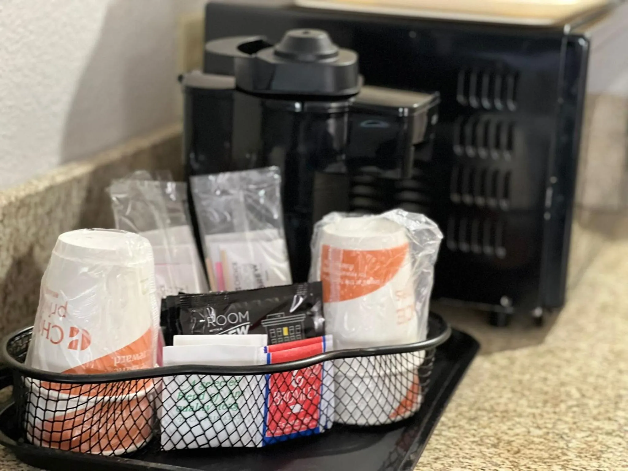 Coffee/tea facilities in Comfort Suites Louisville East