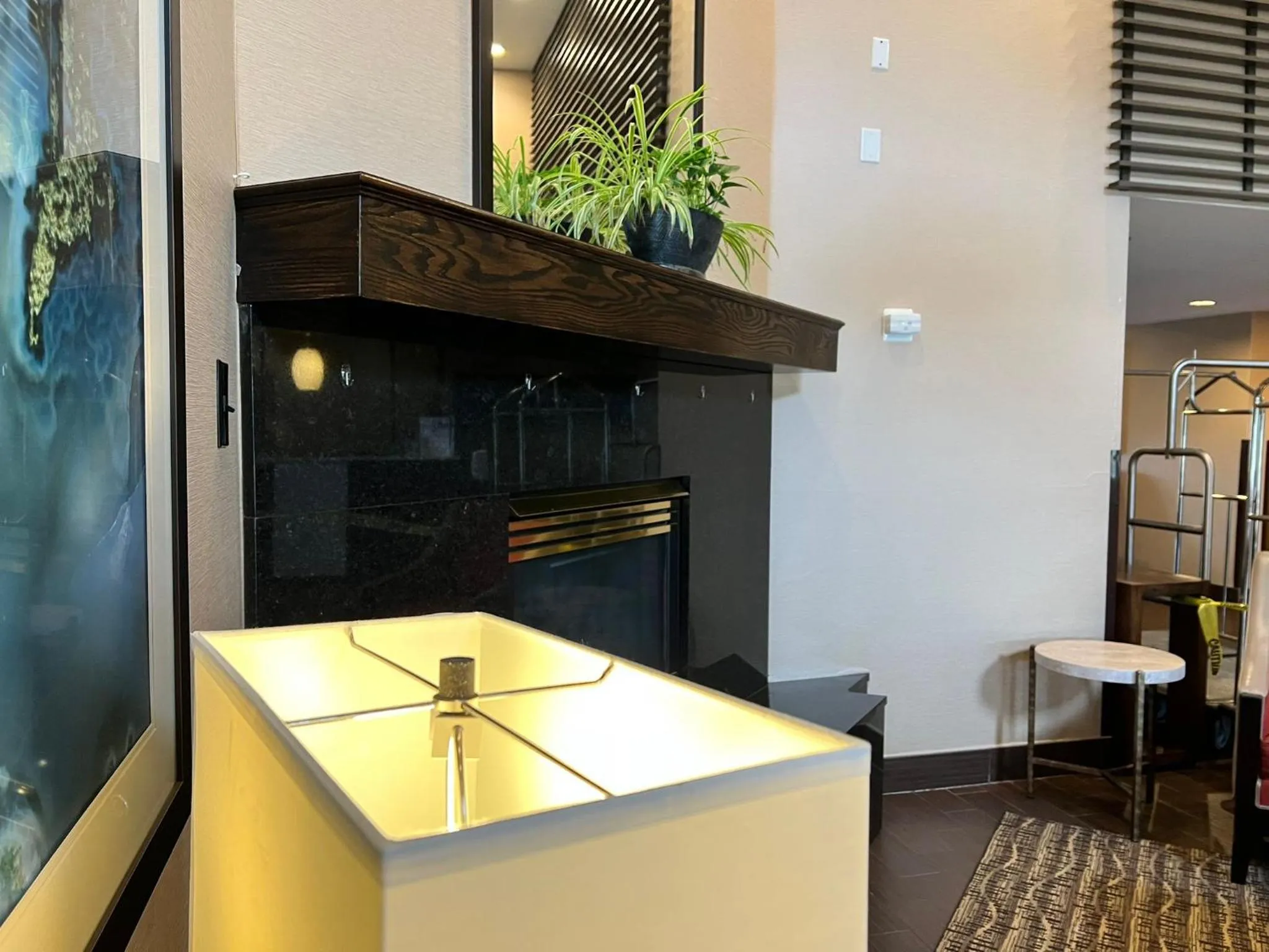 Lobby or reception in Comfort Suites Louisville East