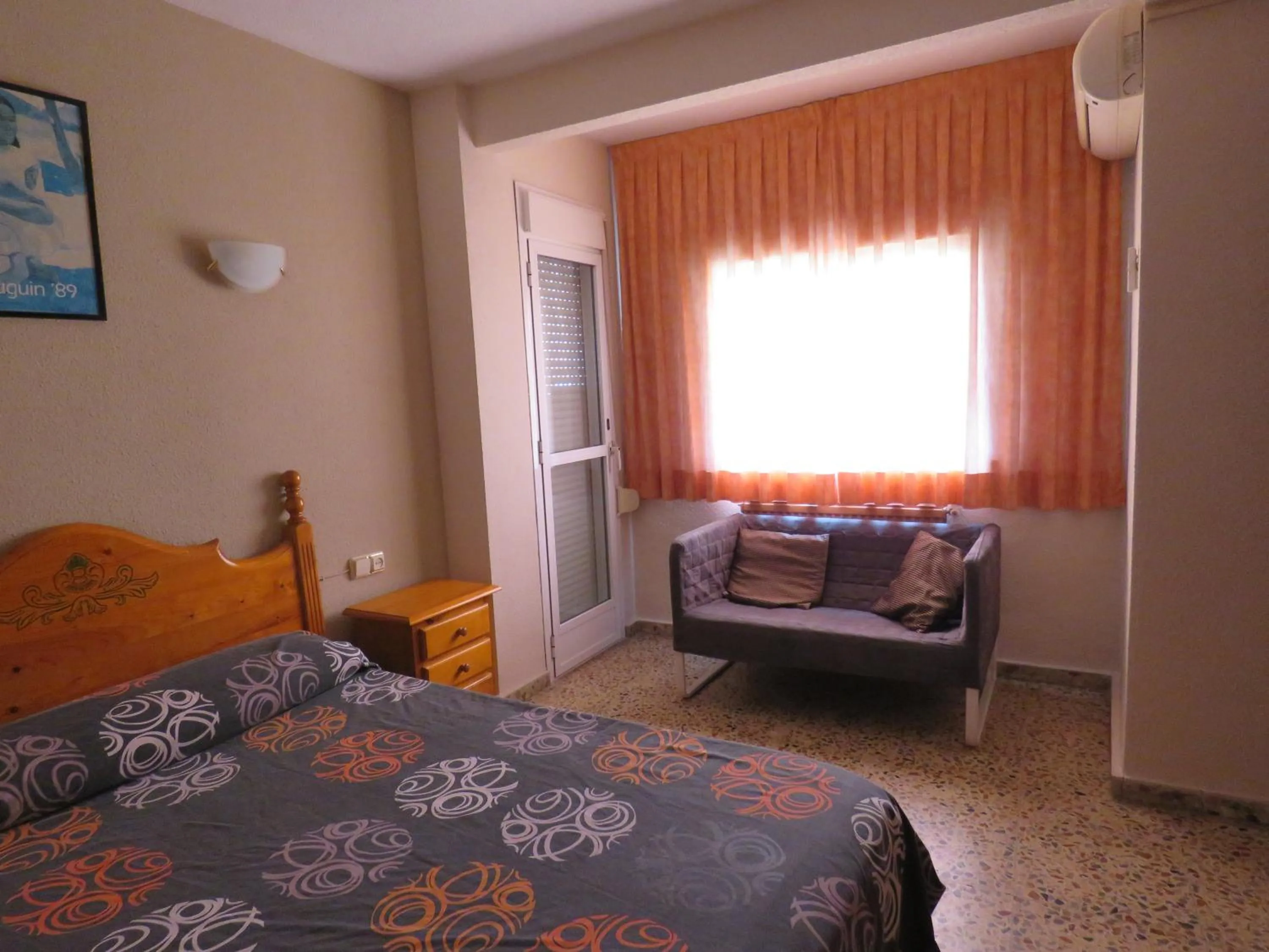 Photo of the whole room, Bed in Hotel Alain