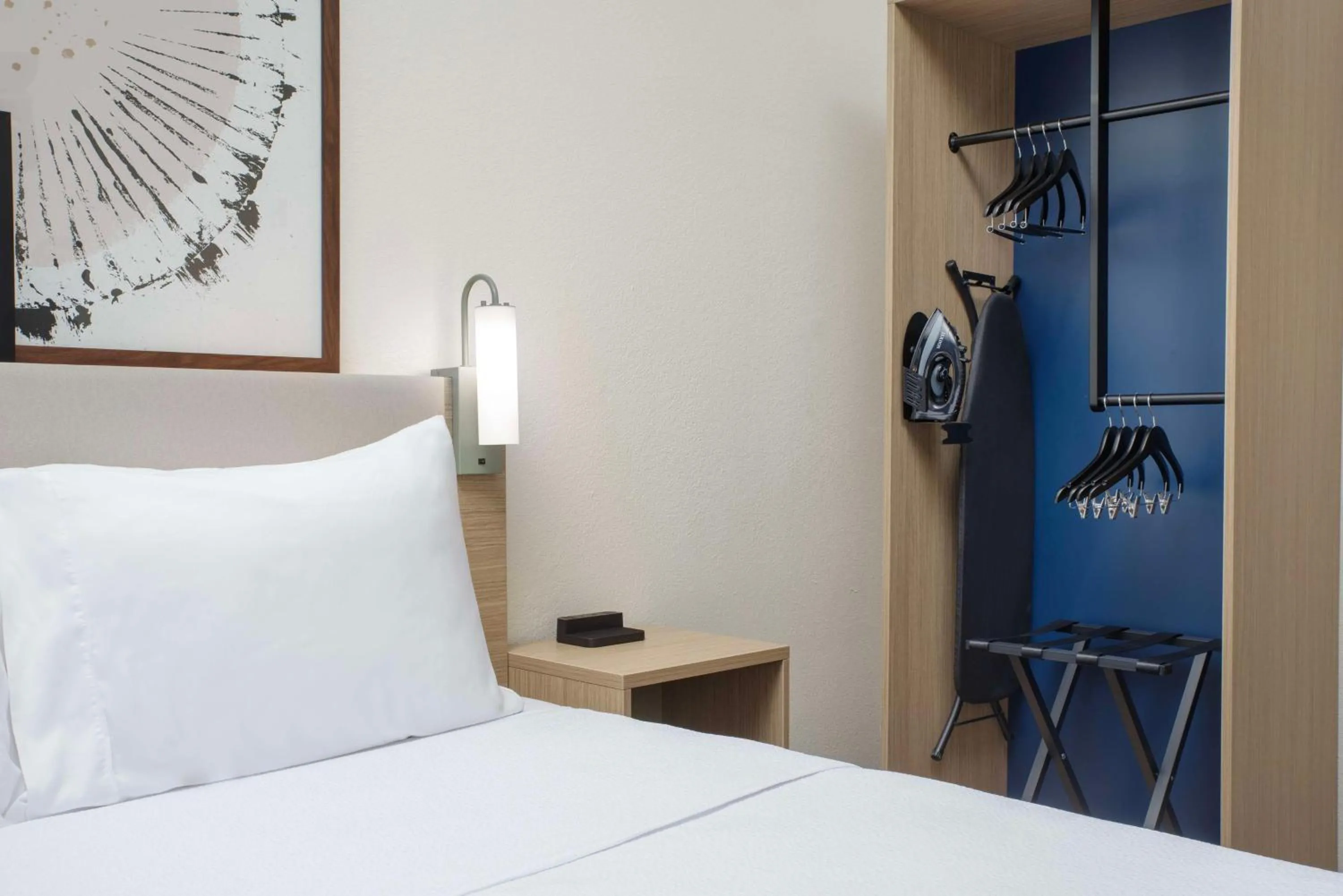 Bed in Spark by Hilton Miami Doral