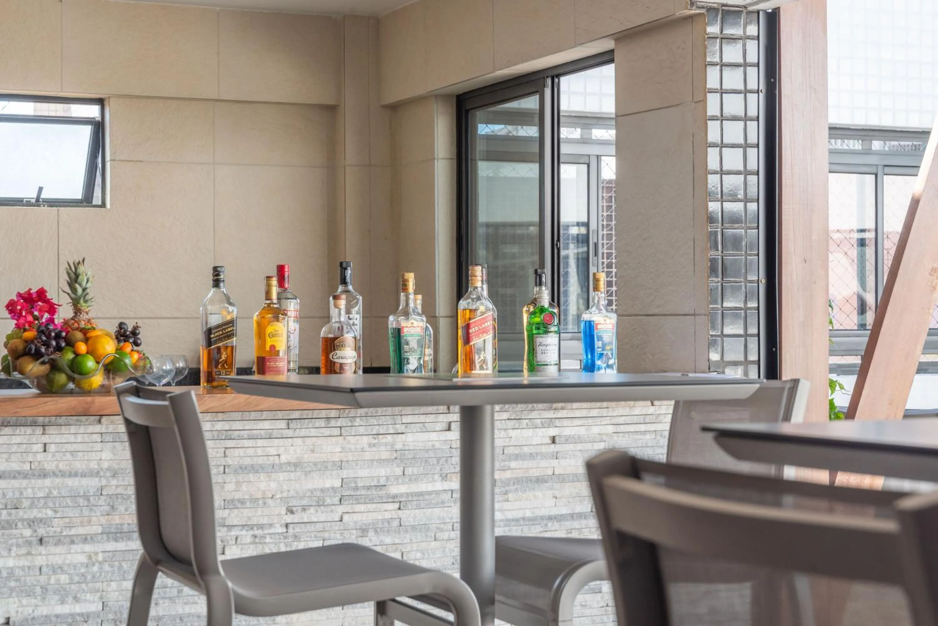 Lounge or bar in Palms Ponta Verde by Tropicalis