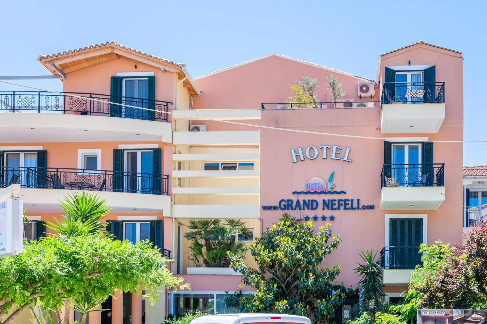 Hotel Grand Nefeli