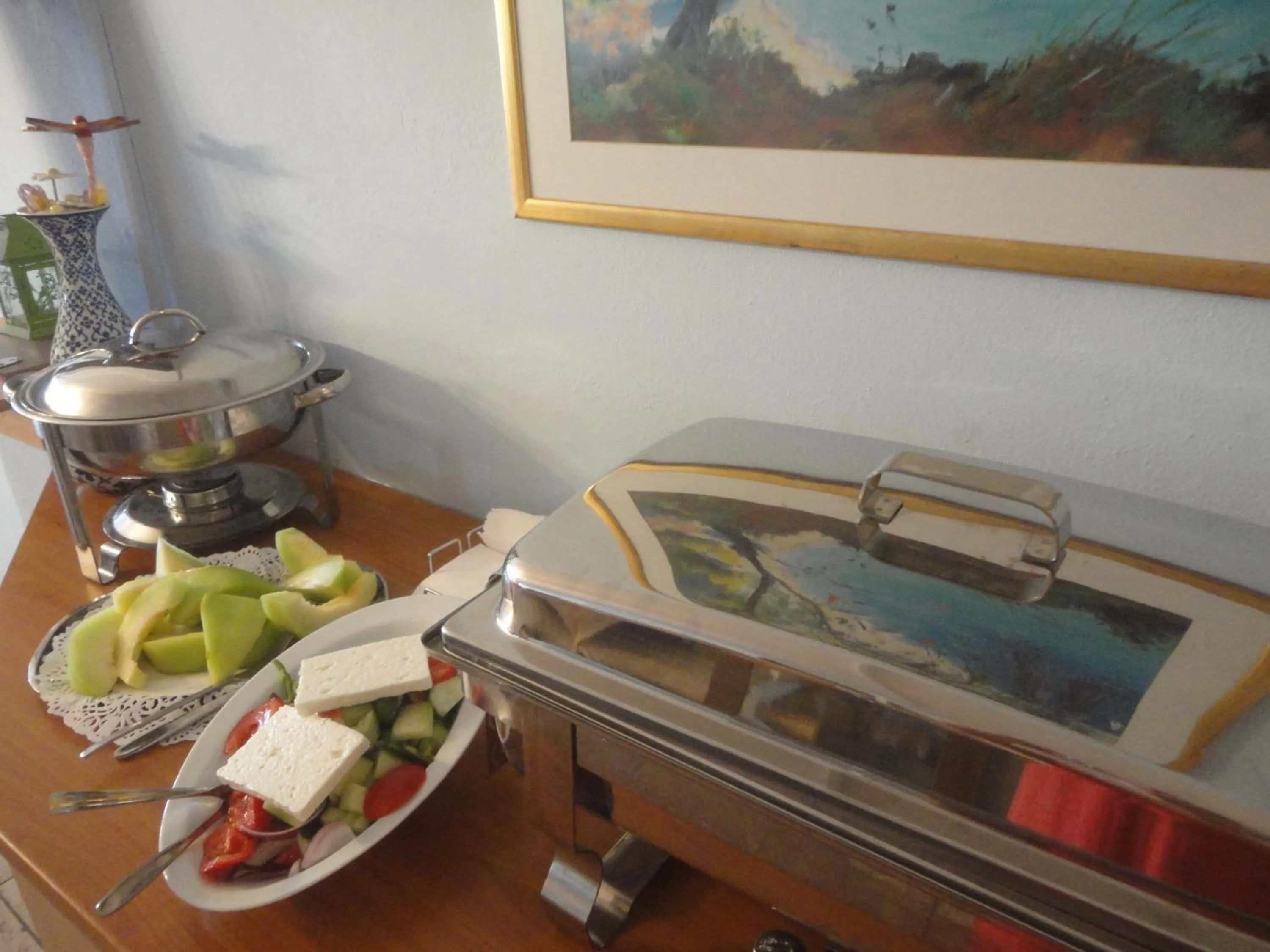 Food in Hotel Grand Nefeli