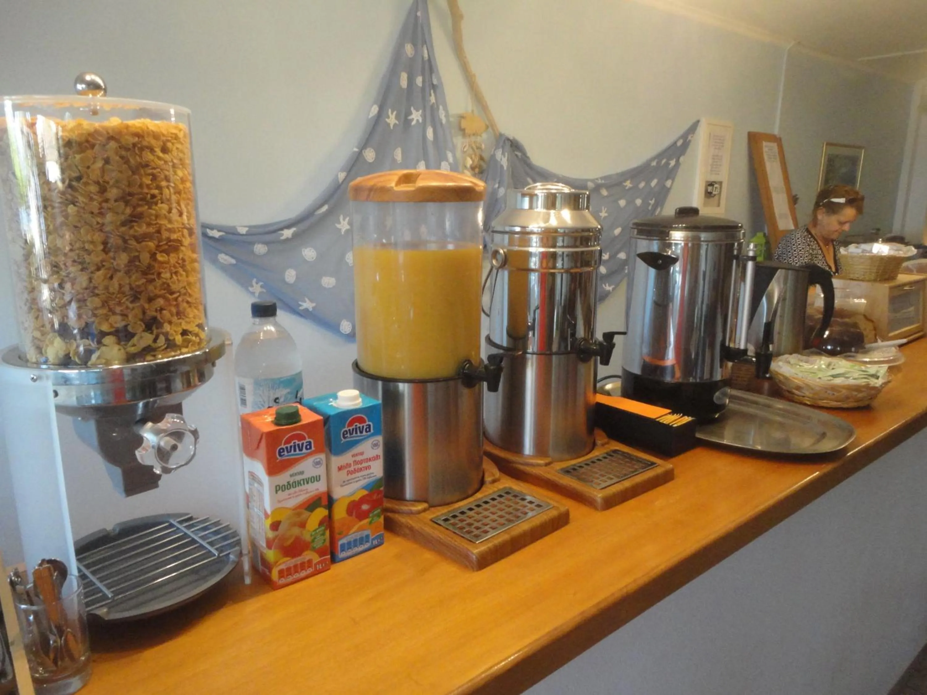 Food in Hotel Grand Nefeli