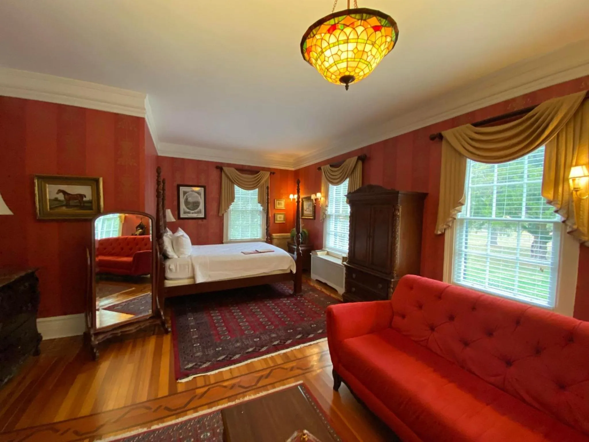 Bed in Historic Rosemont Manor