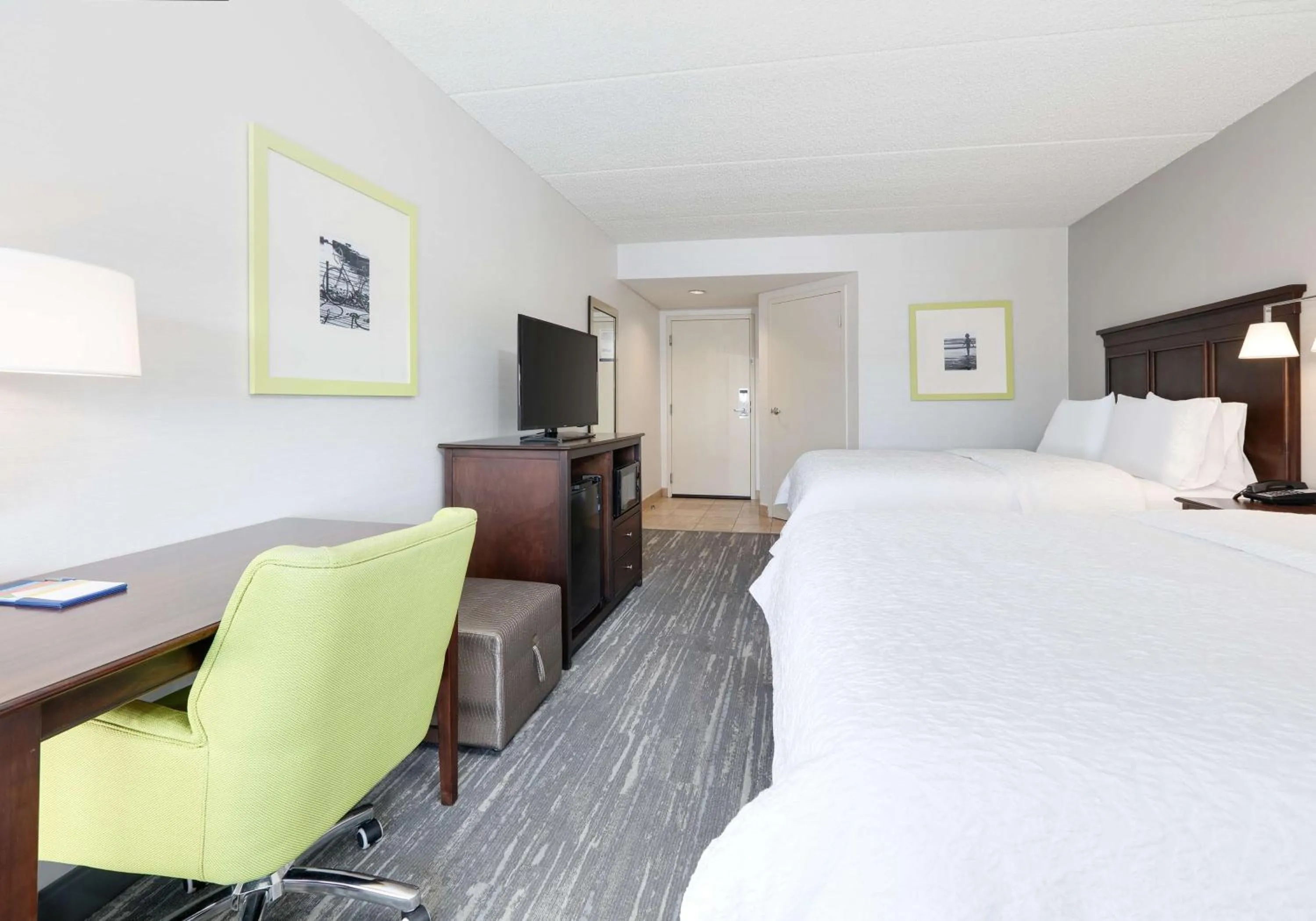 Bedroom, Bed in Hampton Inn Los Angeles/Carson