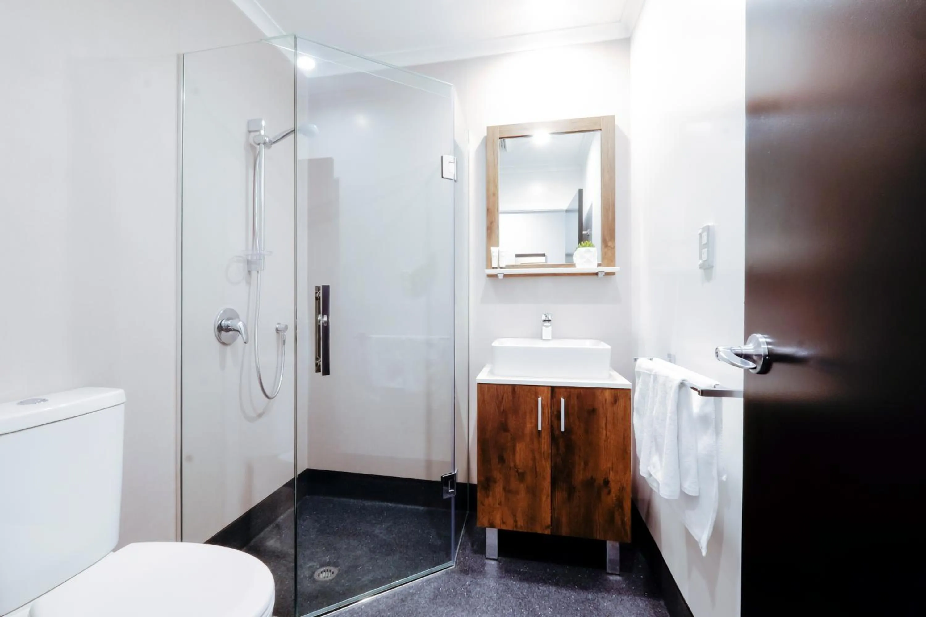 Shower in No. 9 Hotel