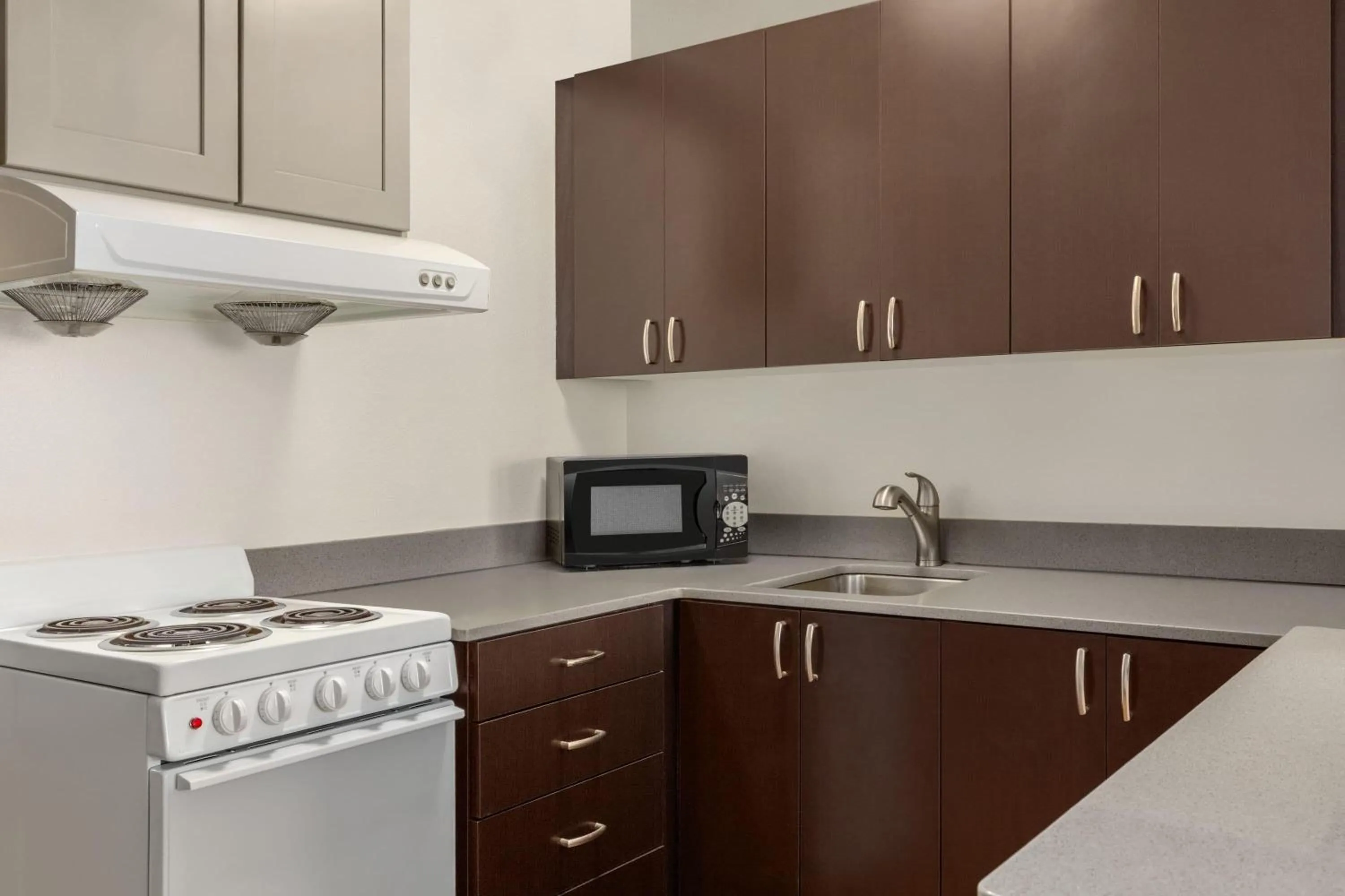 Photo of the whole room in La Quinta by Wyndham Fairfield - Napa Valley