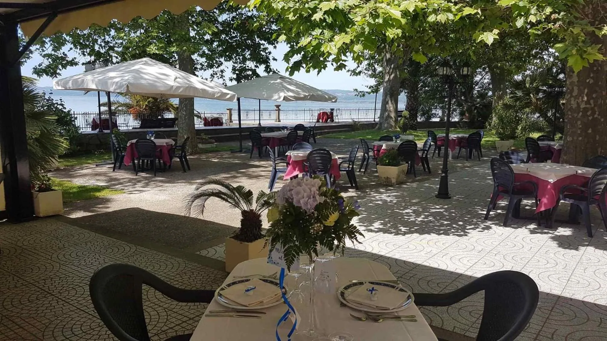Restaurant/places to eat in Hotel Eden Sul Lago