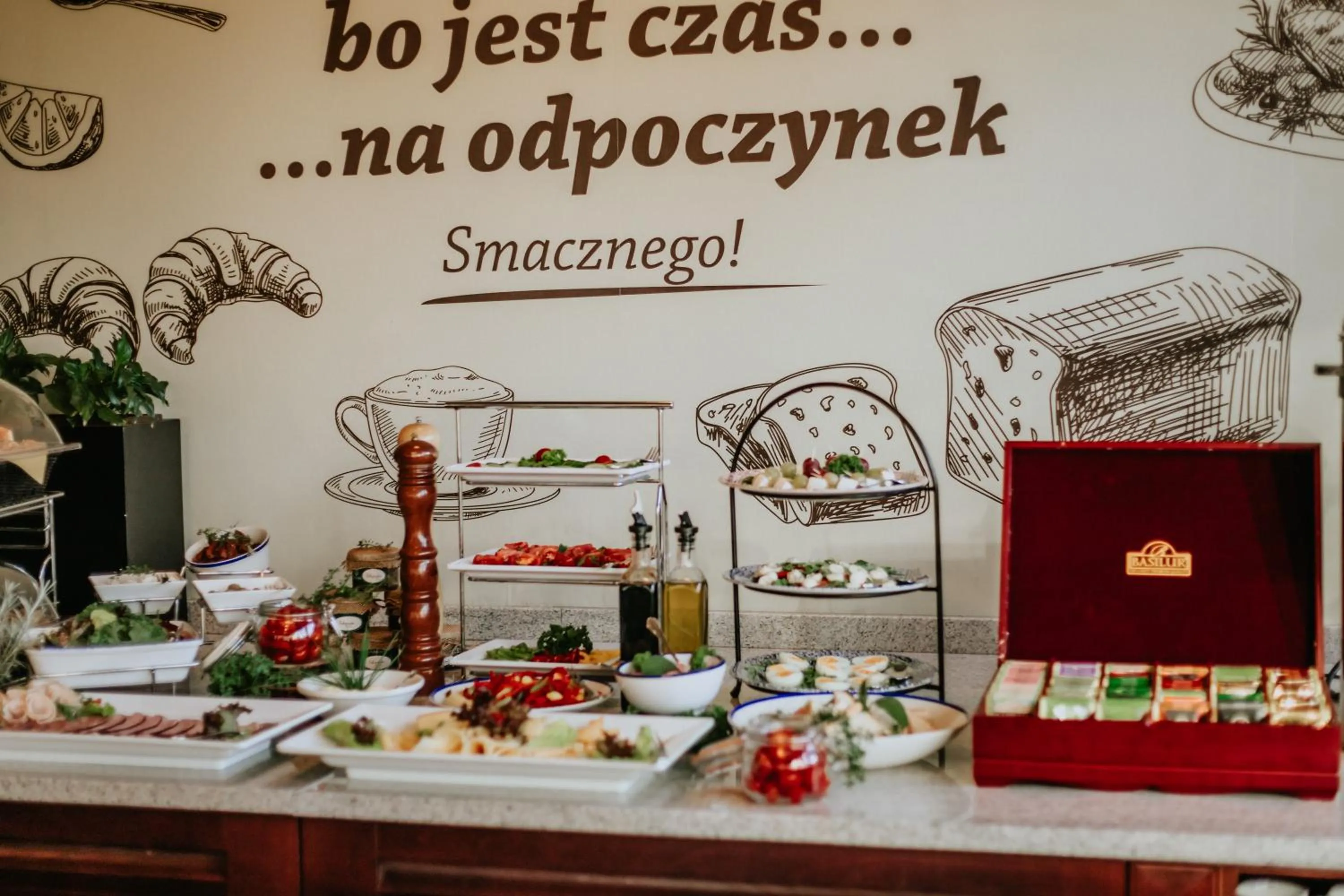 Restaurant/places to eat in Kompleks Dąbrówka