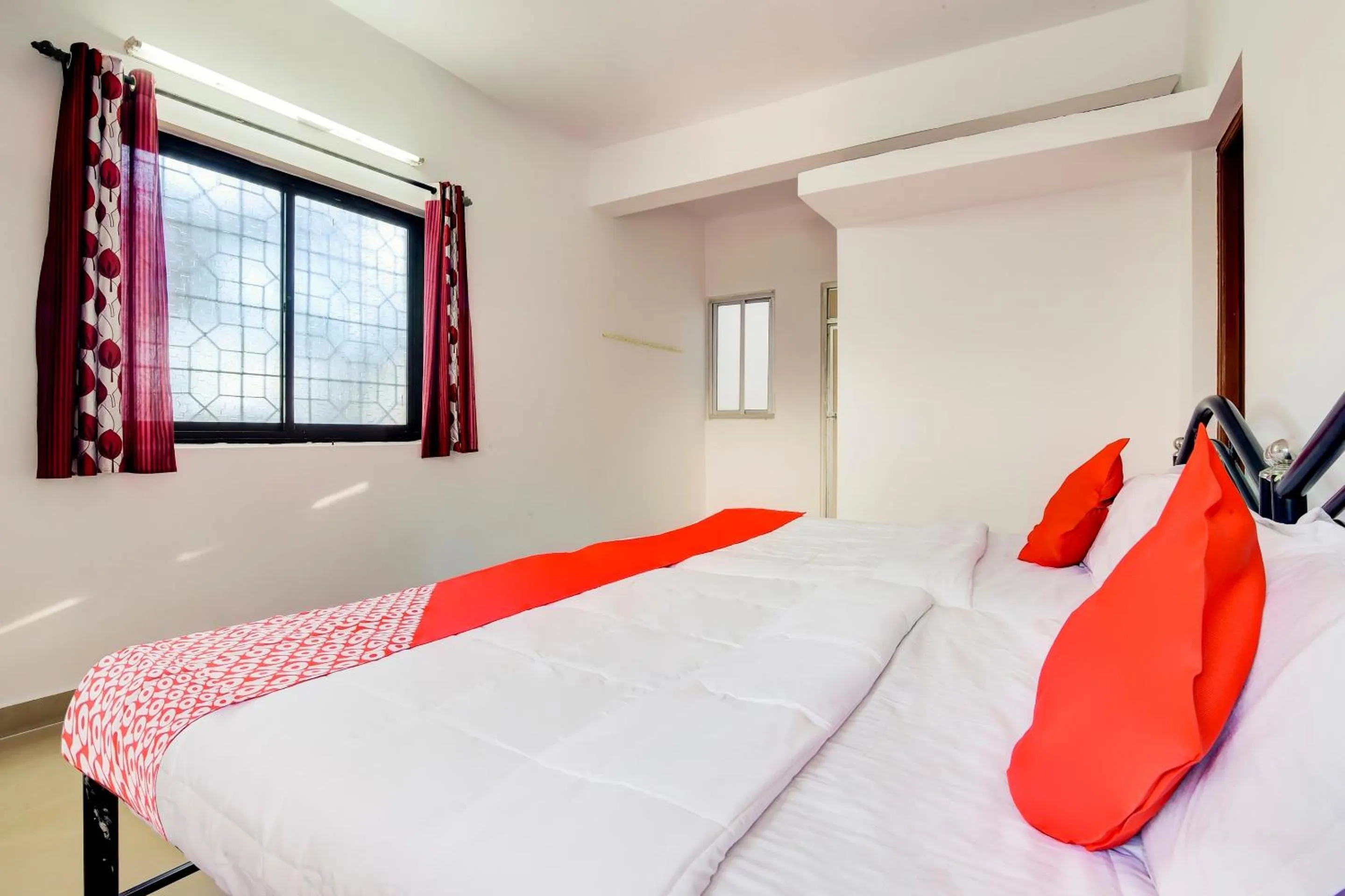 Bedroom, Bed in Hotel O Omkar Guest House Near Immaculate Conception Church