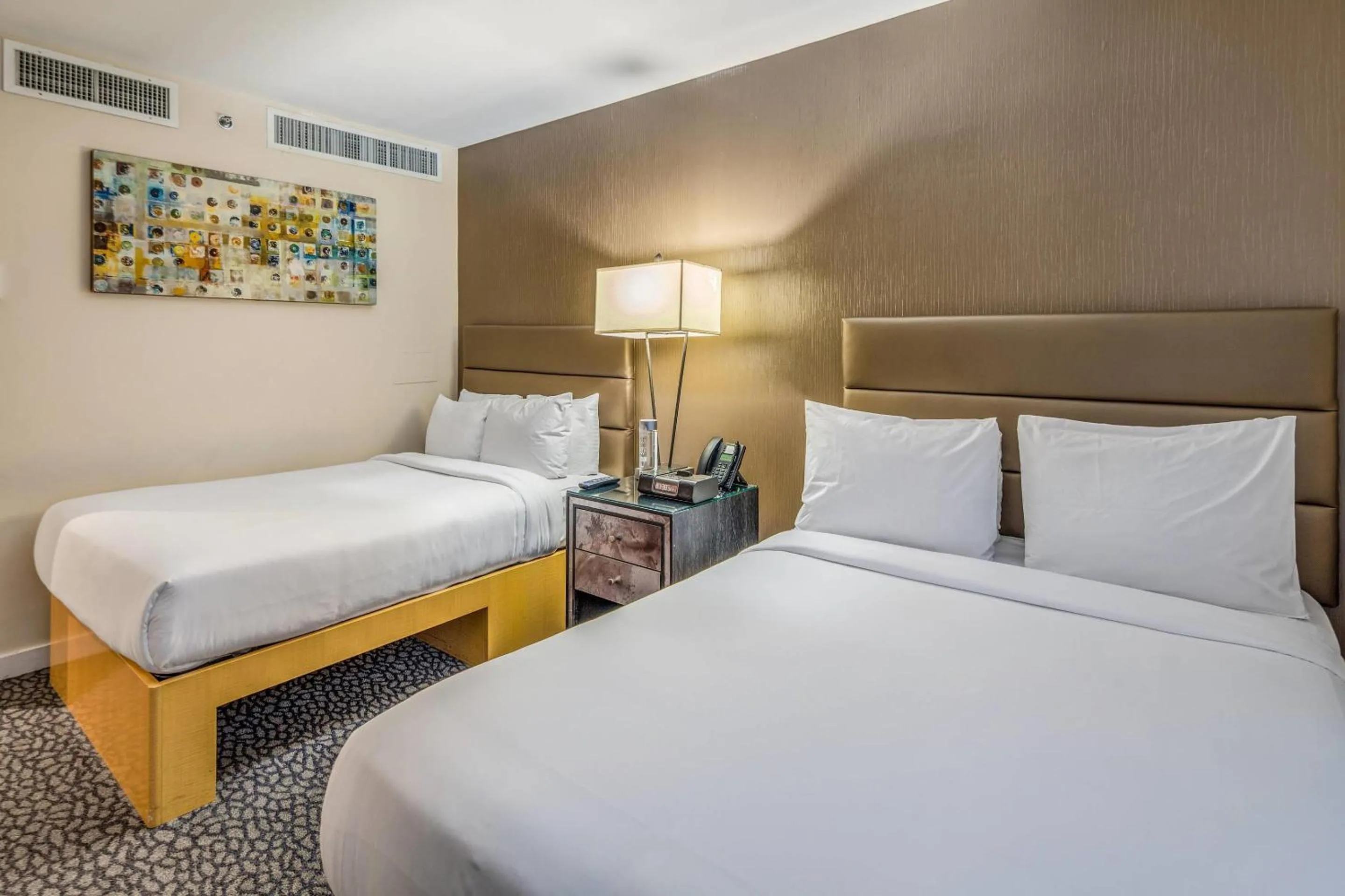 Bedroom, Bed in The Historic Blue Angel Hotel Lexington Ave, an Ascend Collection