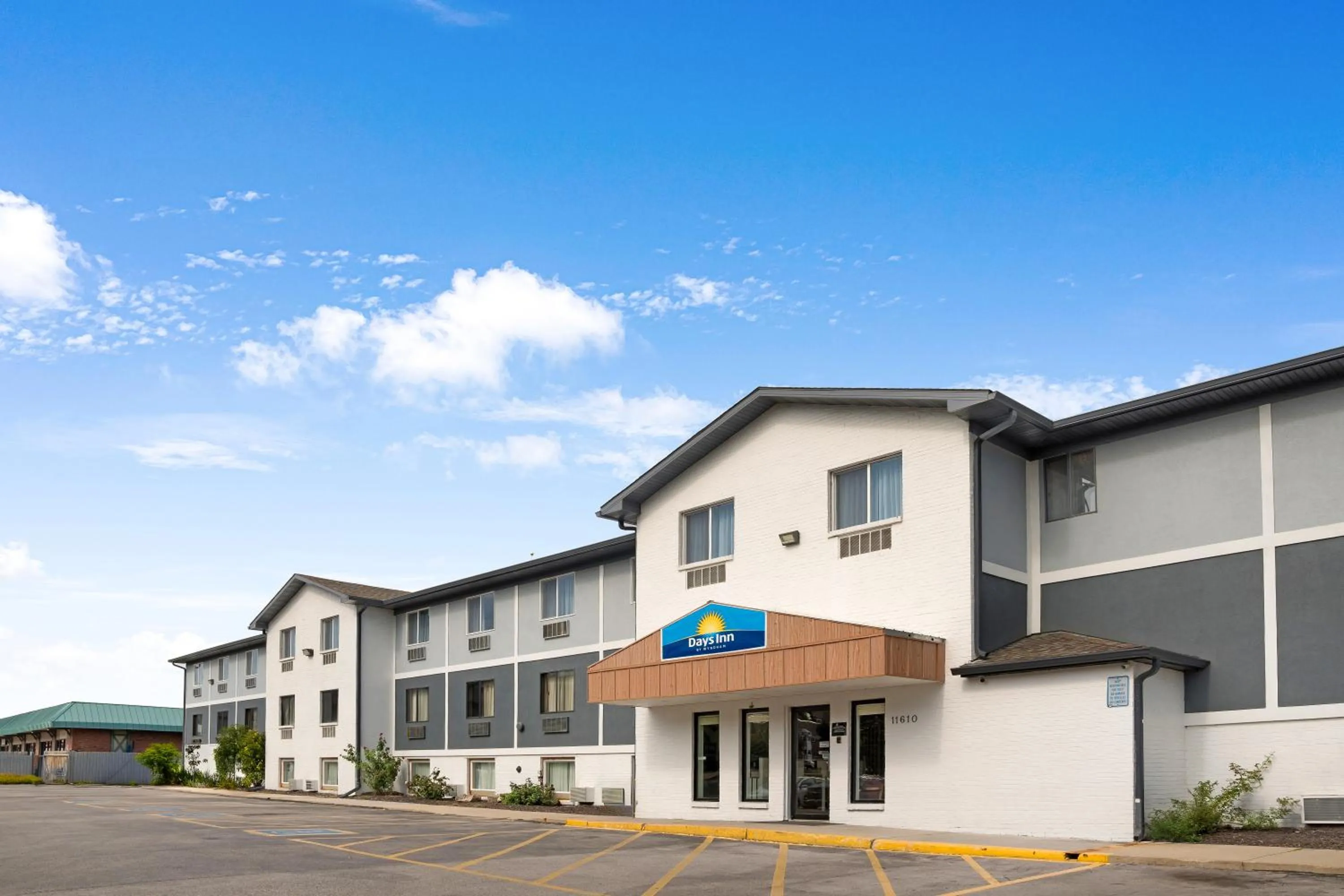 Property building in Days Inn by Wyndham Omaha - West Dodge