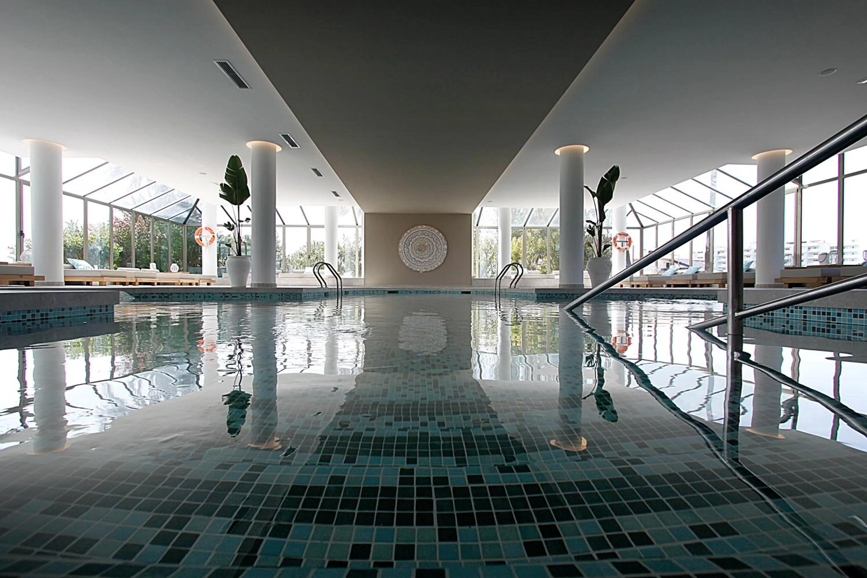 Swimming pool in BG Rei del Mediterrani