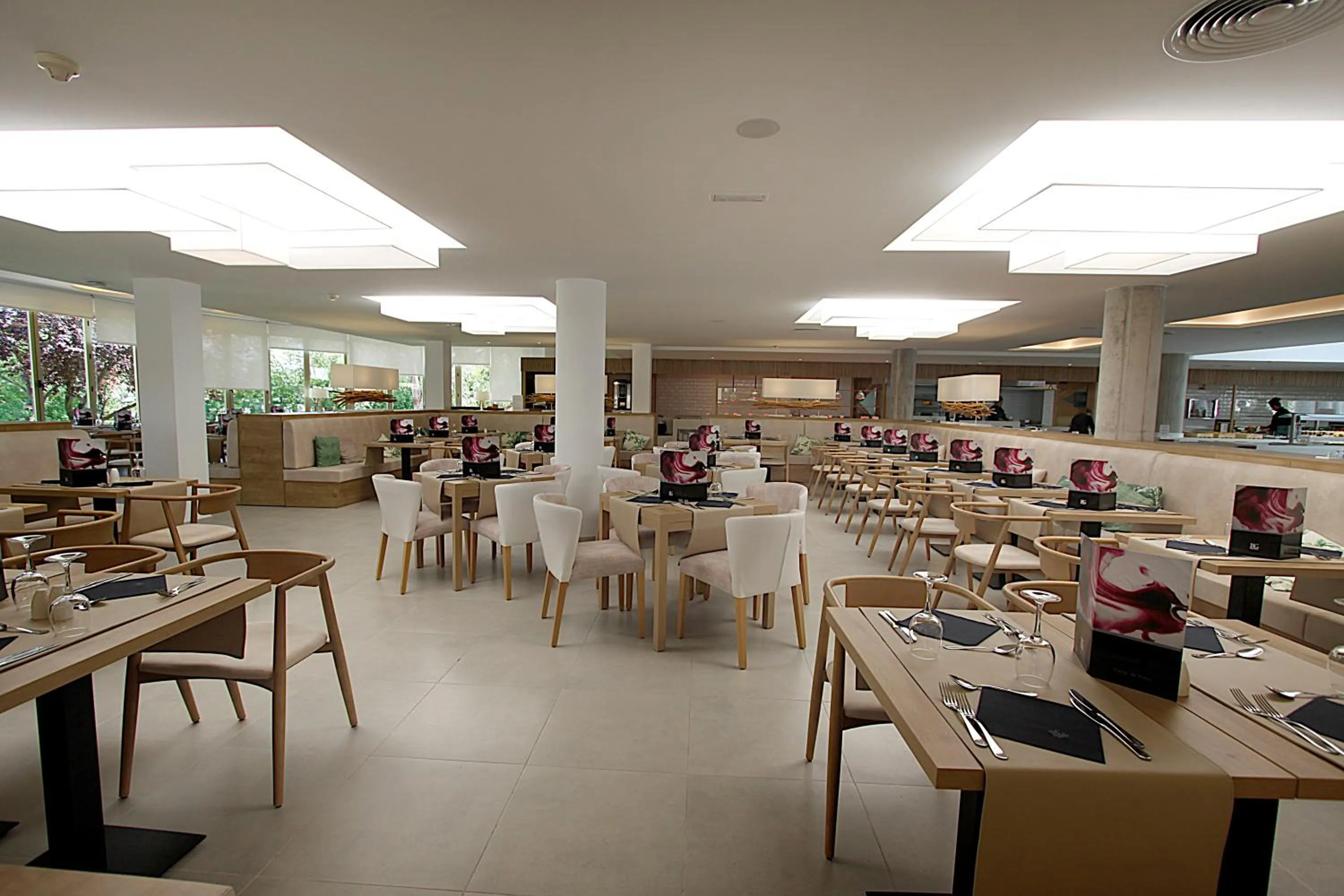 Restaurant/places to eat in BG Rei del Mediterrani